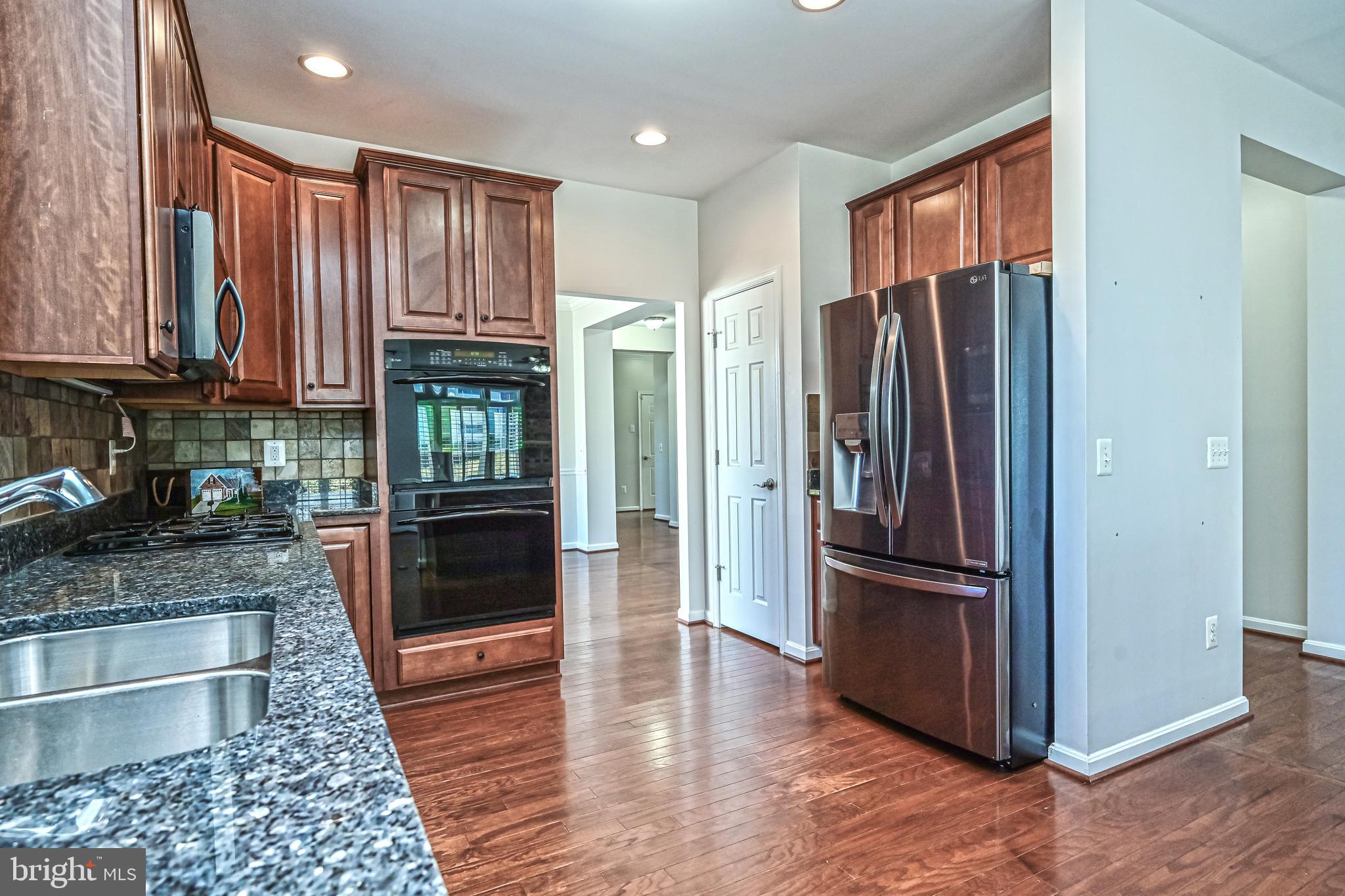 FOUR SEASONS IN HISTORIC VIRGINIA - Residential