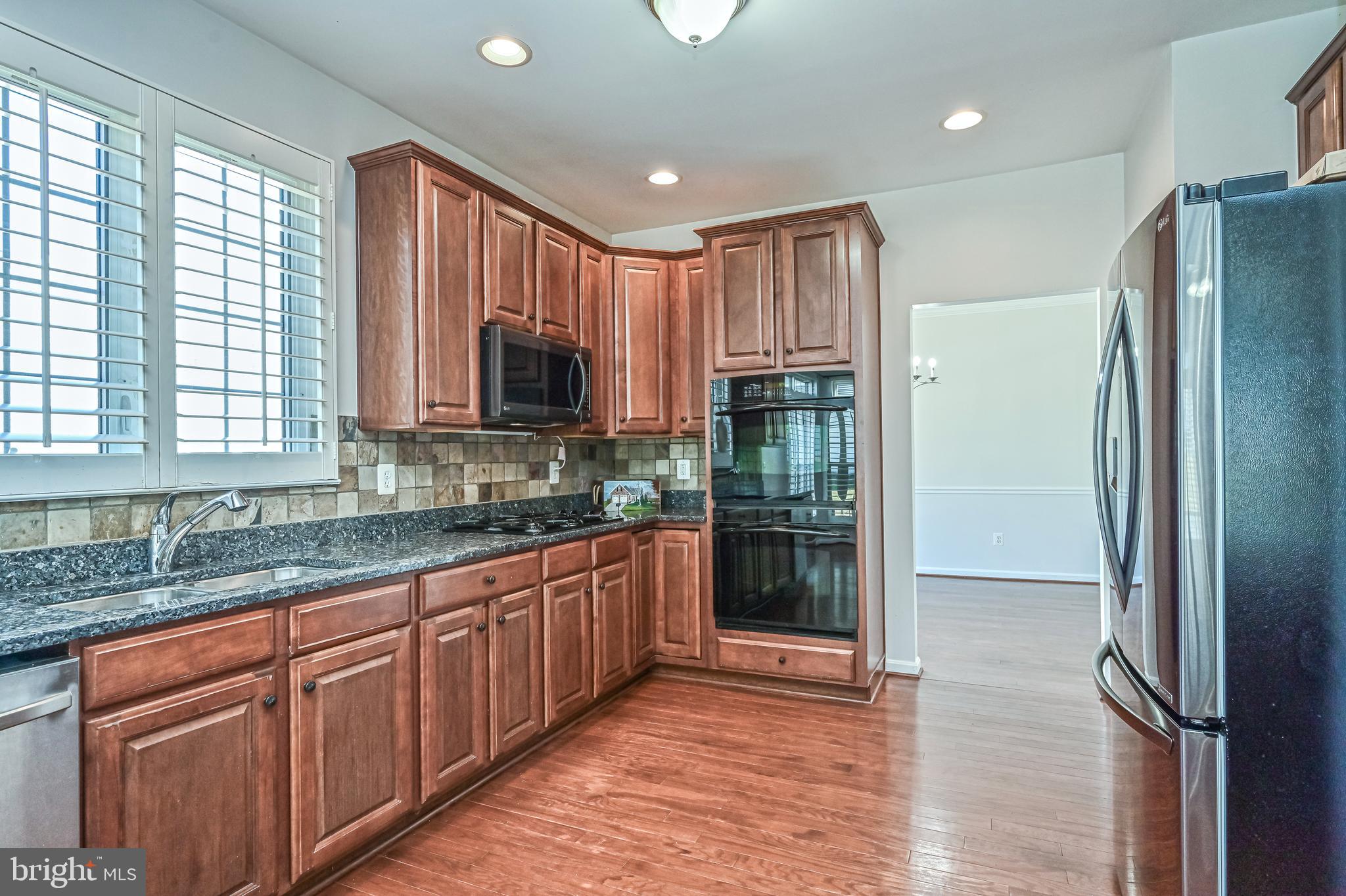 FOUR SEASONS IN HISTORIC VIRGINIA - Residential