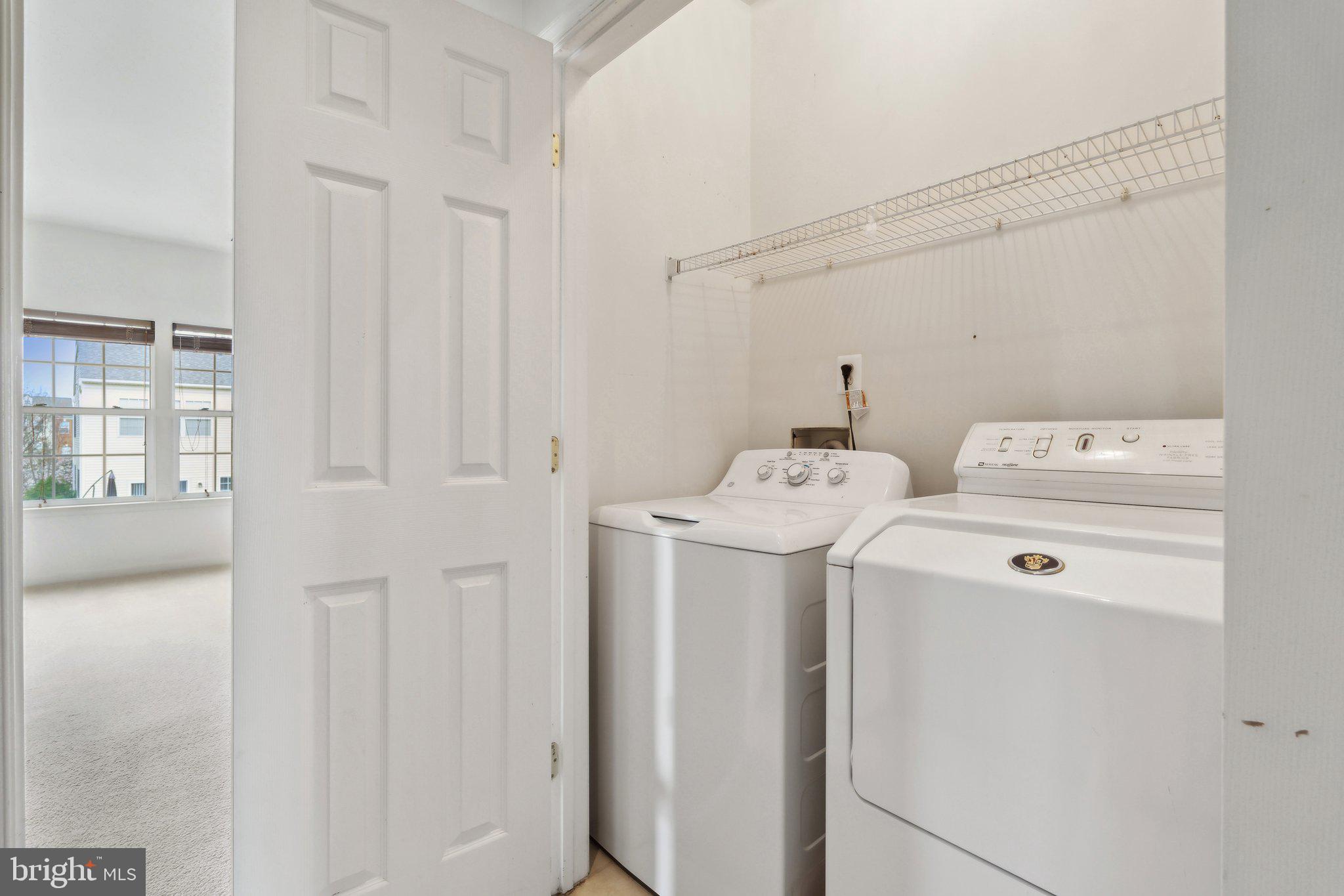 ASHBROOK VILLAGE - Residential Lease