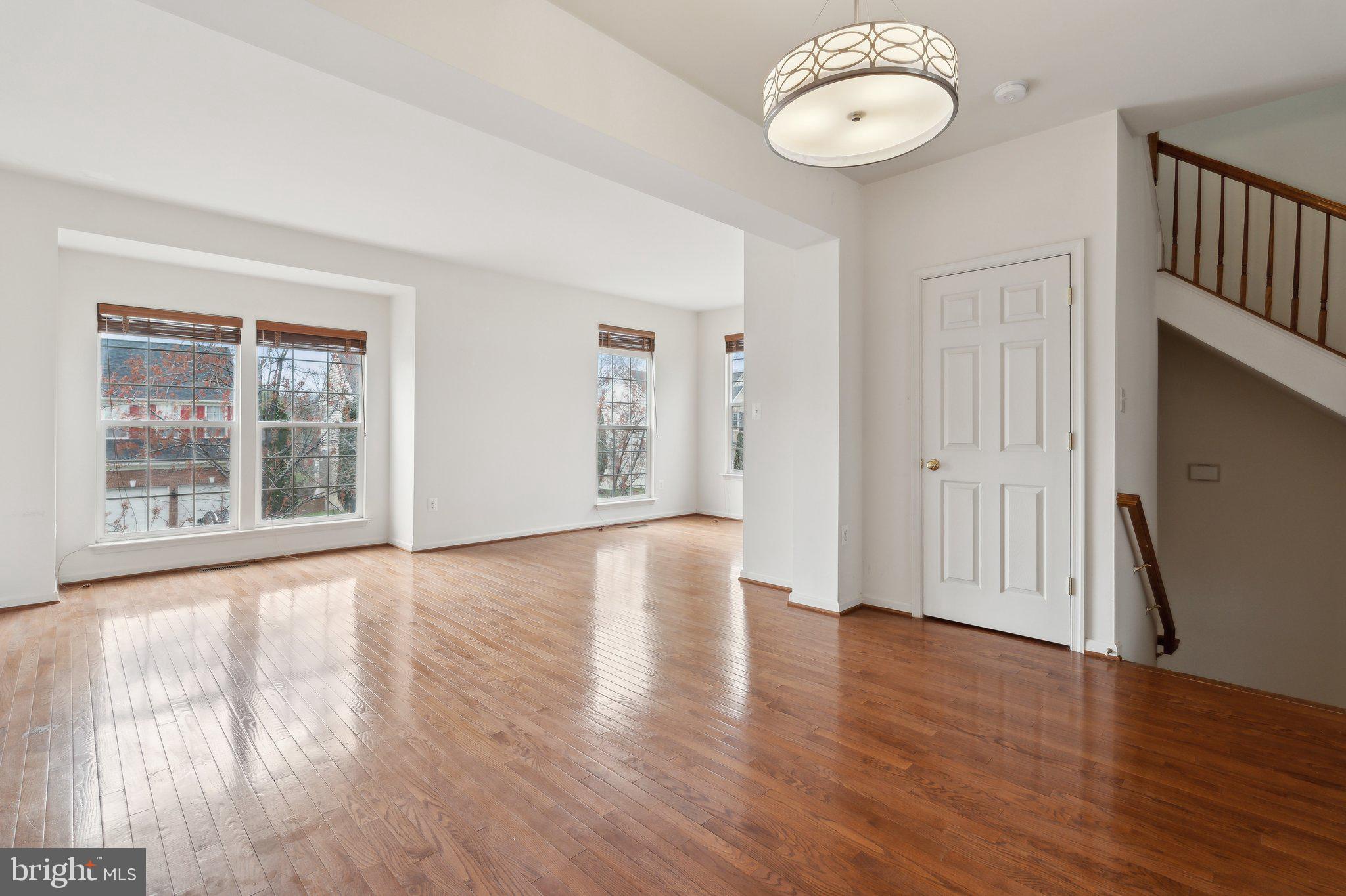 ASHBROOK VILLAGE - Residential Lease