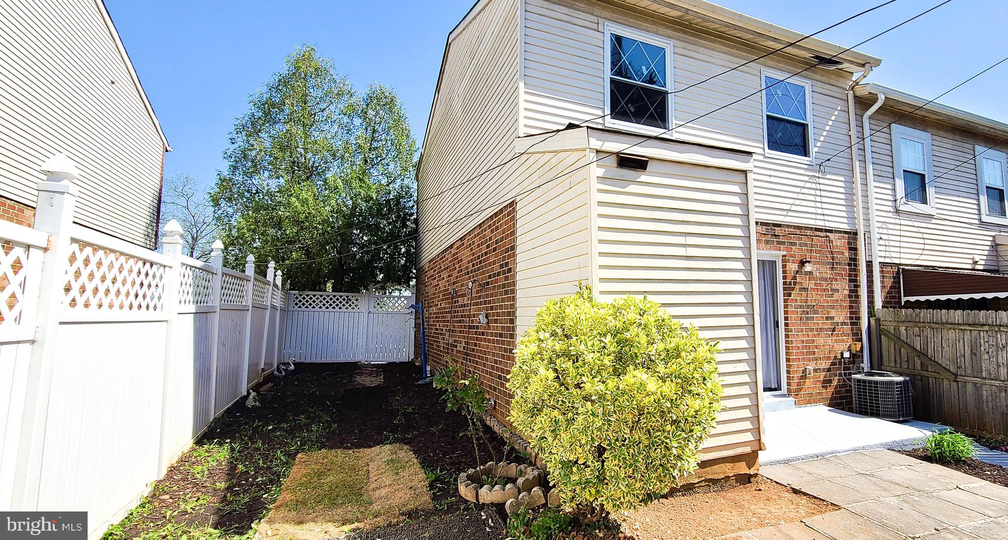 CHERRY HILL - Residential