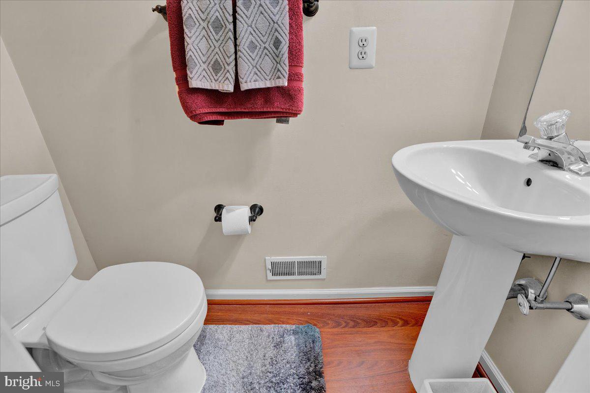 STONEGATE - Residential