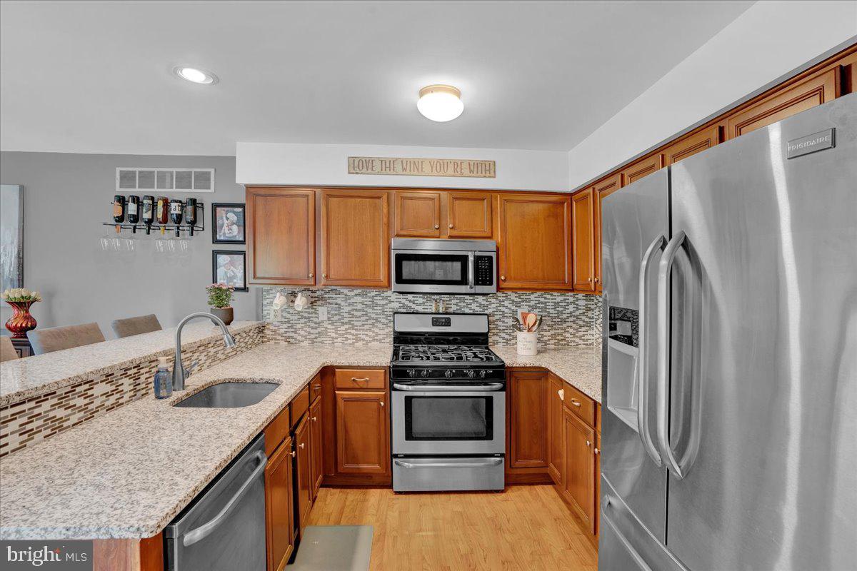 STONEGATE - Residential