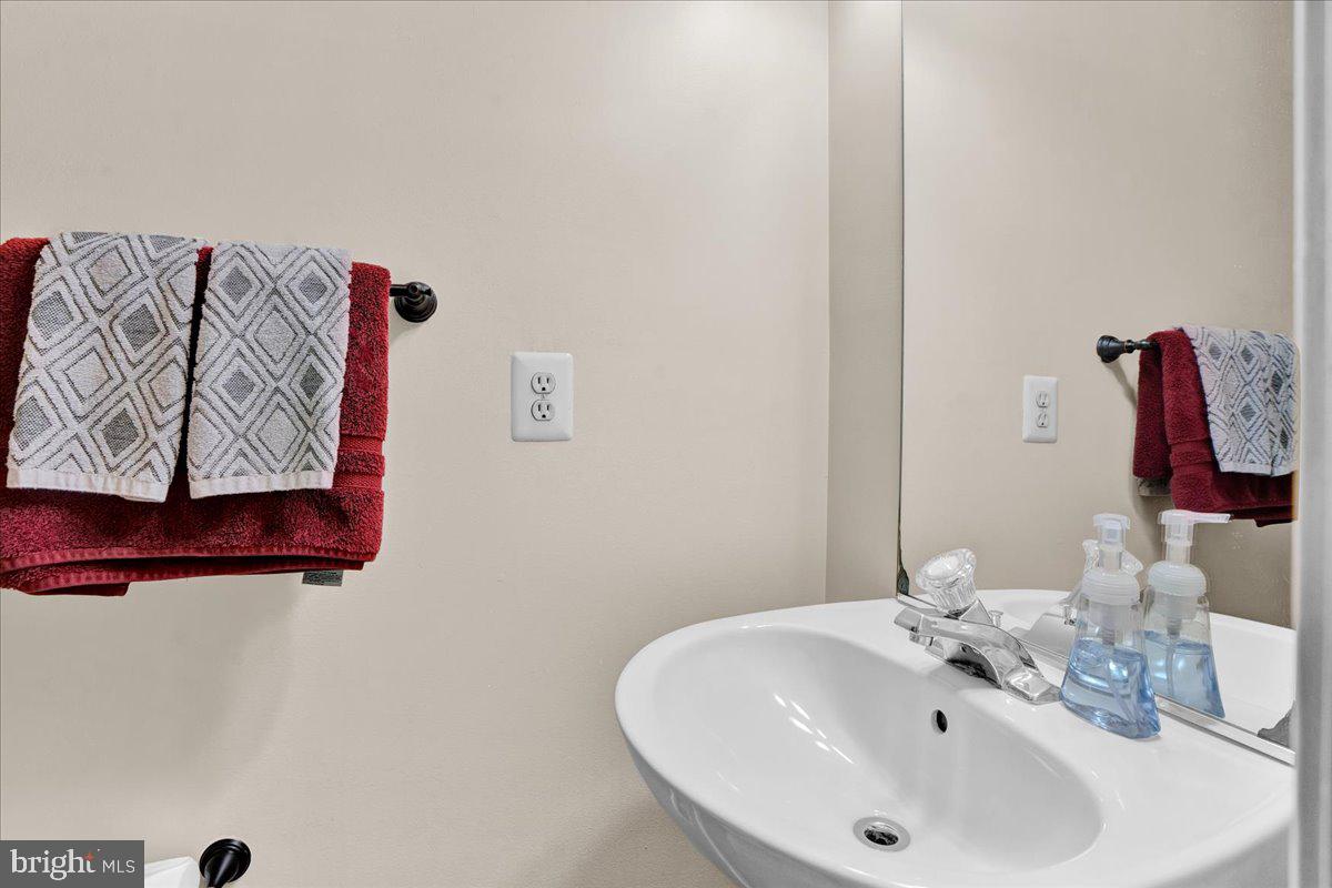 STONEGATE - Residential