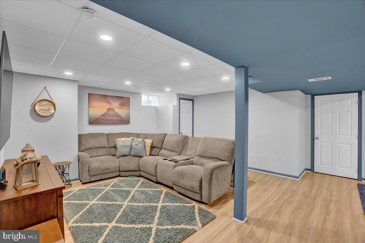 STONEGATE - Residential