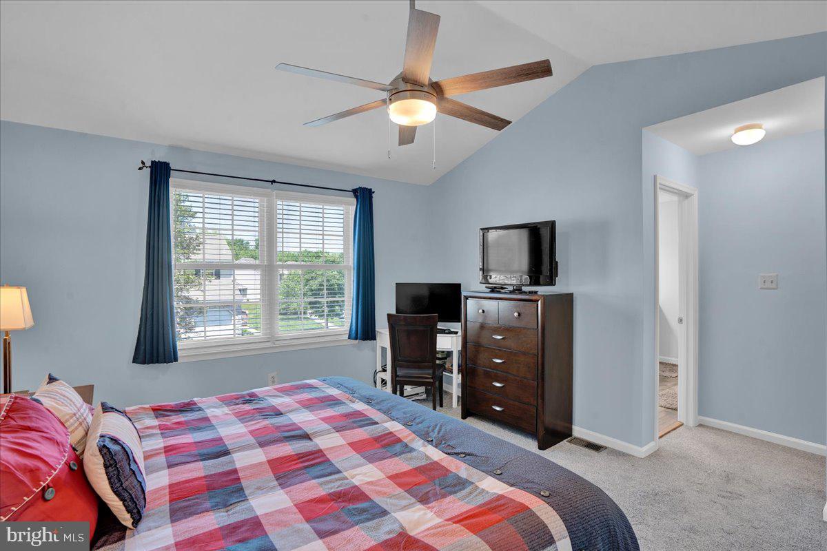 STONEGATE - Residential