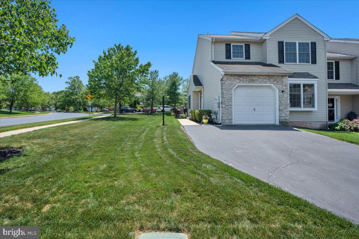 STONEGATE - Residential