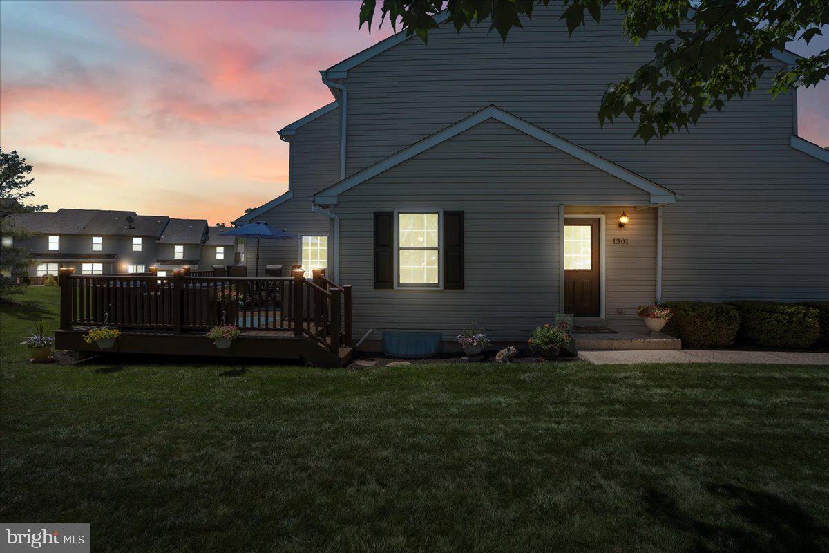 STONEGATE - Residential