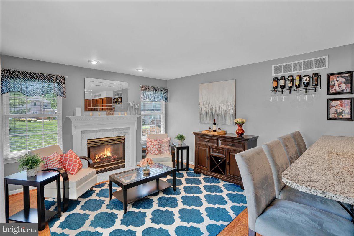 STONEGATE - Residential