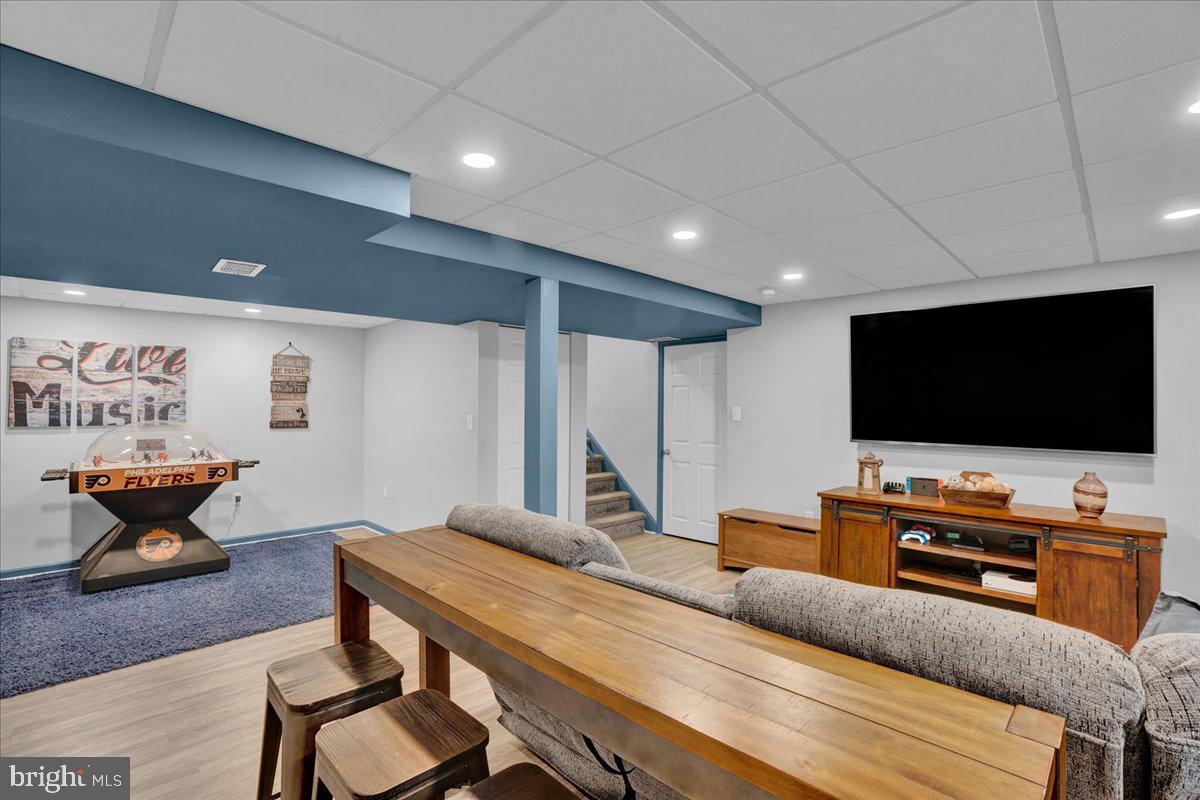 STONEGATE - Residential