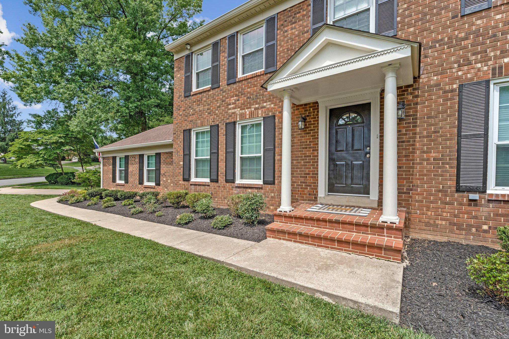 8422 BLEVINS WAY COURT