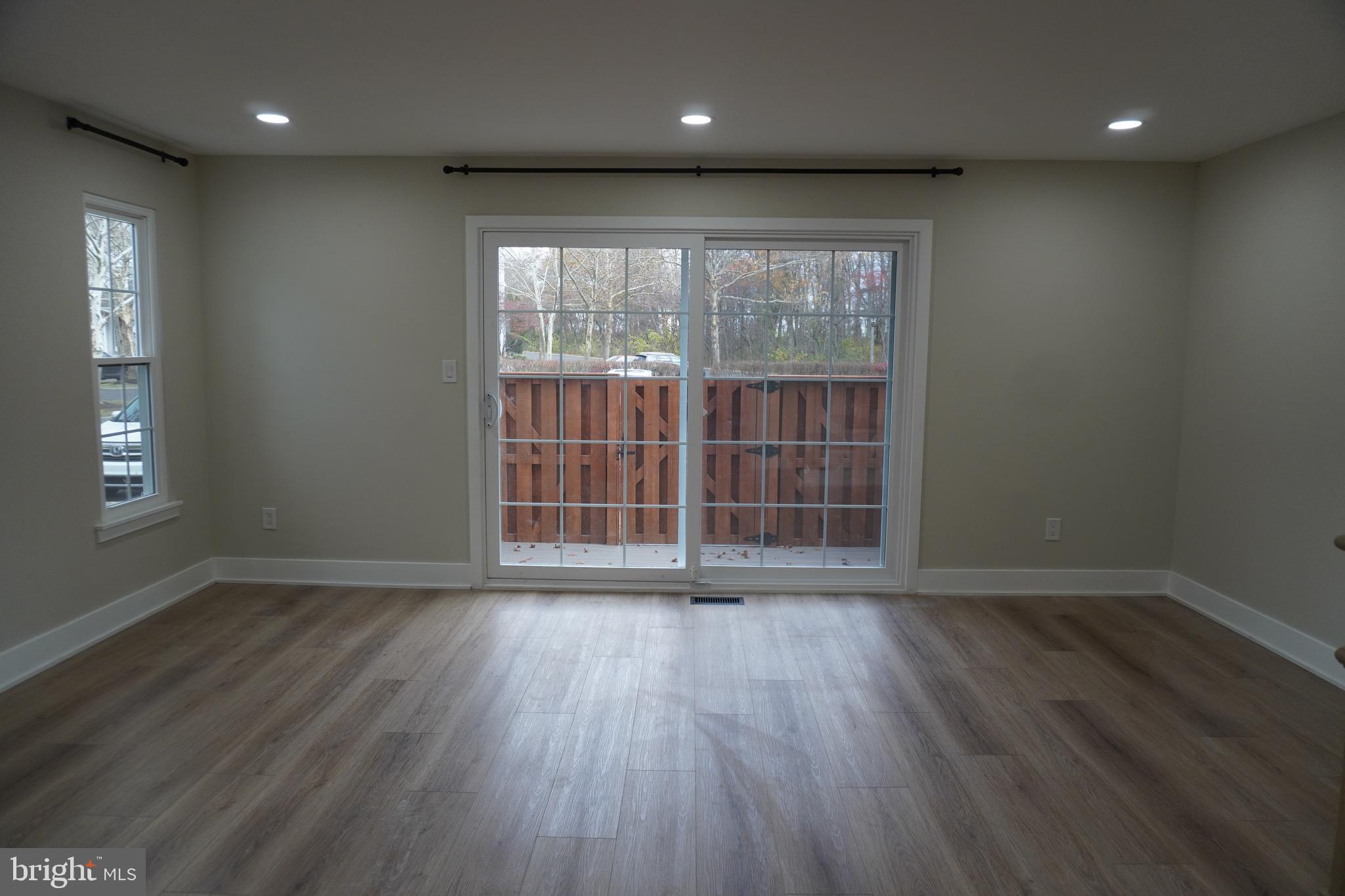 MAKEFIELD GLEN - Residential Lease