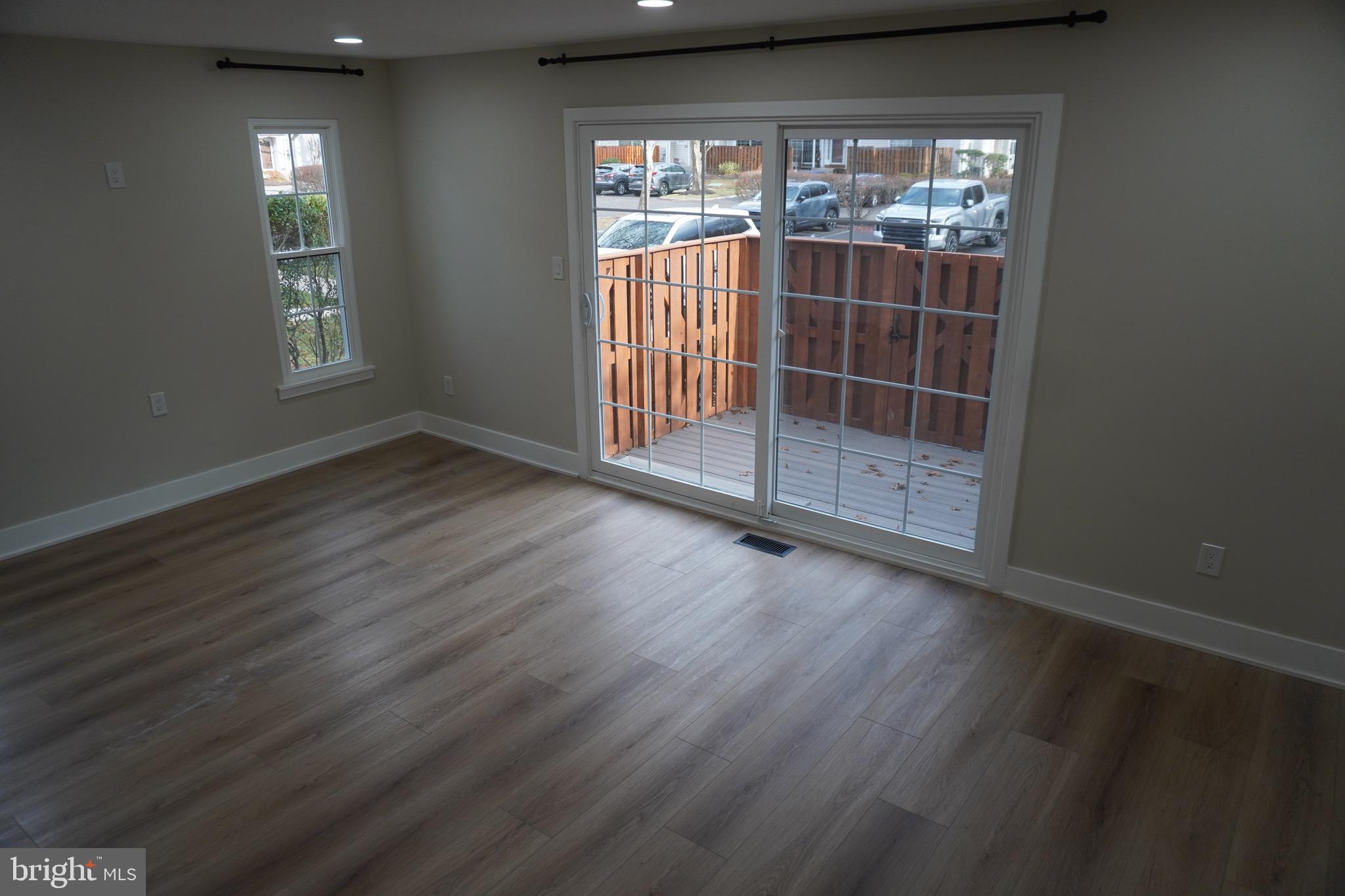 MAKEFIELD GLEN - Residential Lease