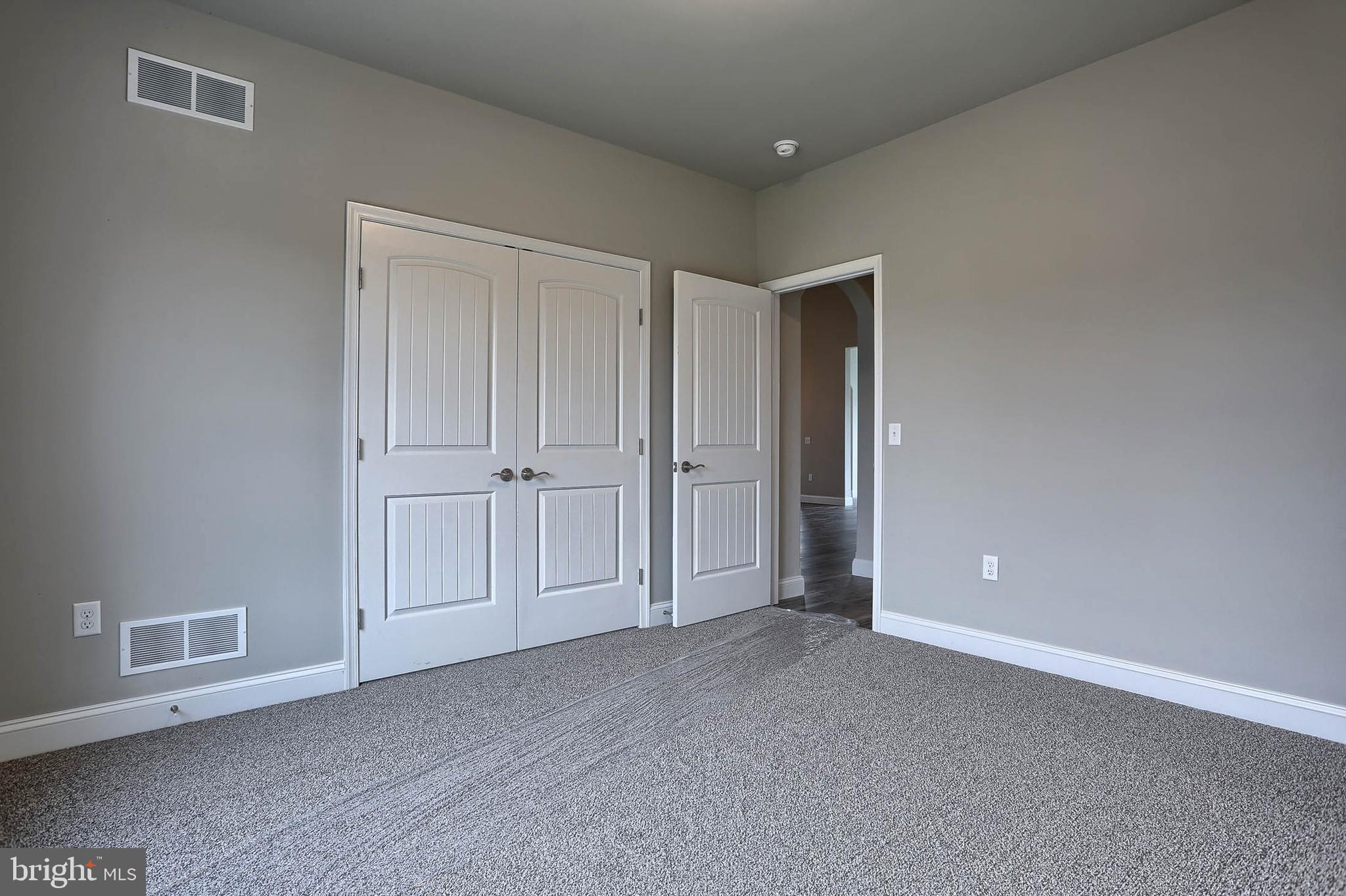 THE ESTATES AT HEARTHSIDE - Residential