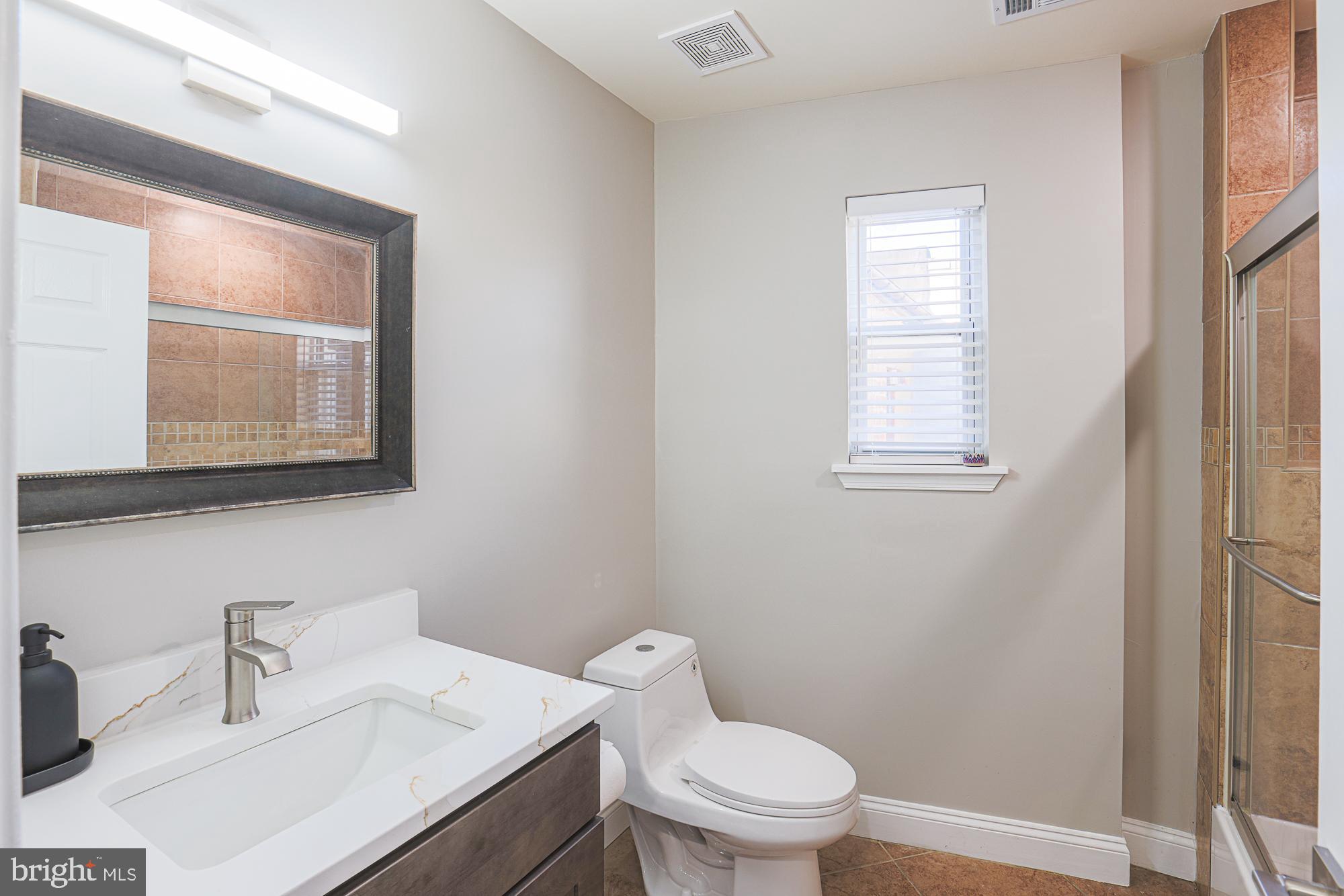 SANDTOWN-WINCHESTER - Residential