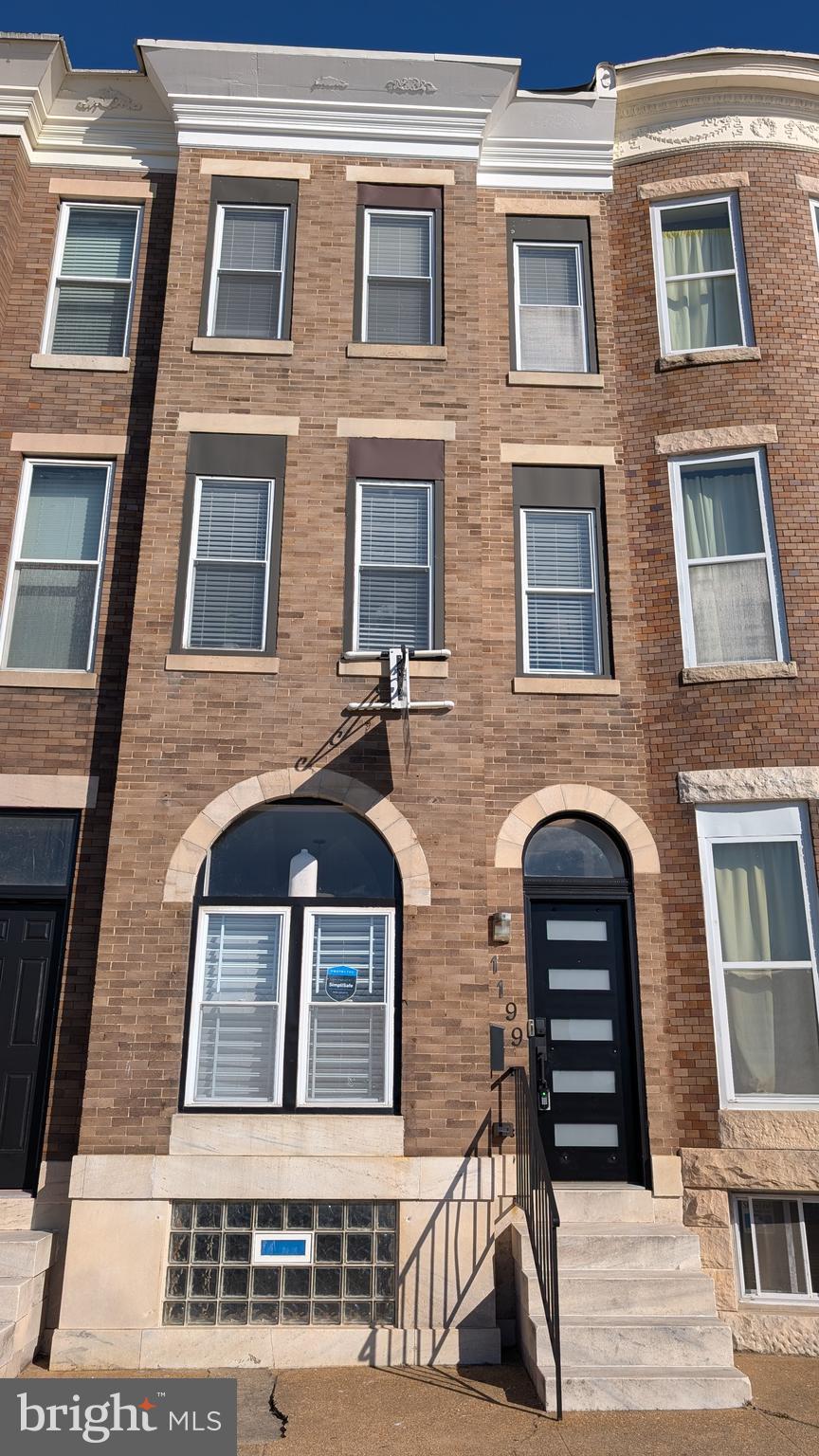 SANDTOWN-WINCHESTER - Residential