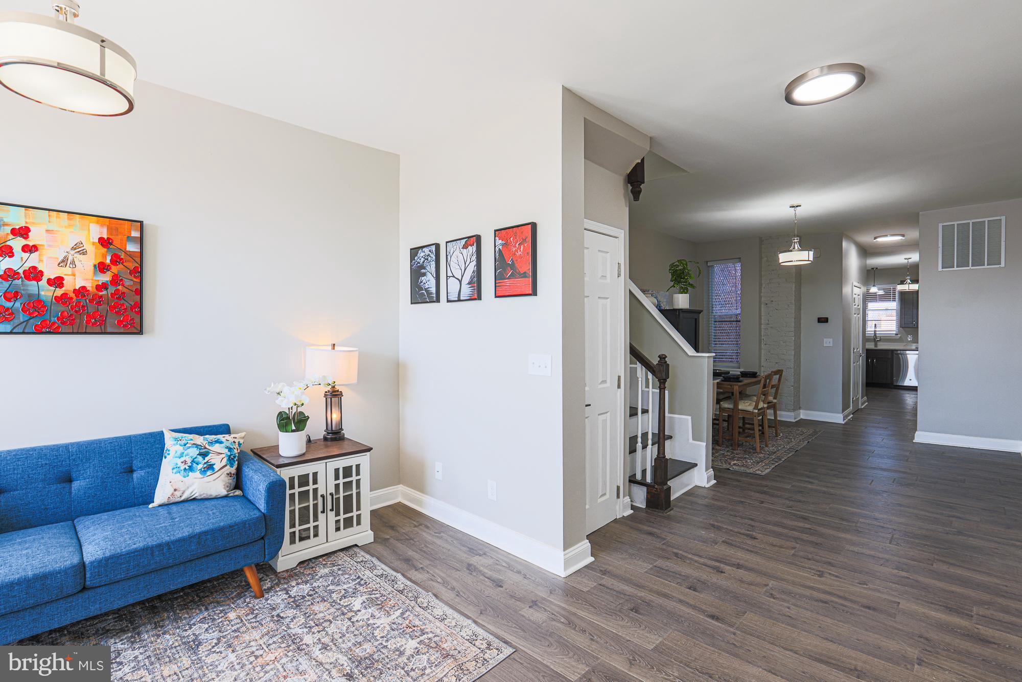 SANDTOWN-WINCHESTER - Residential