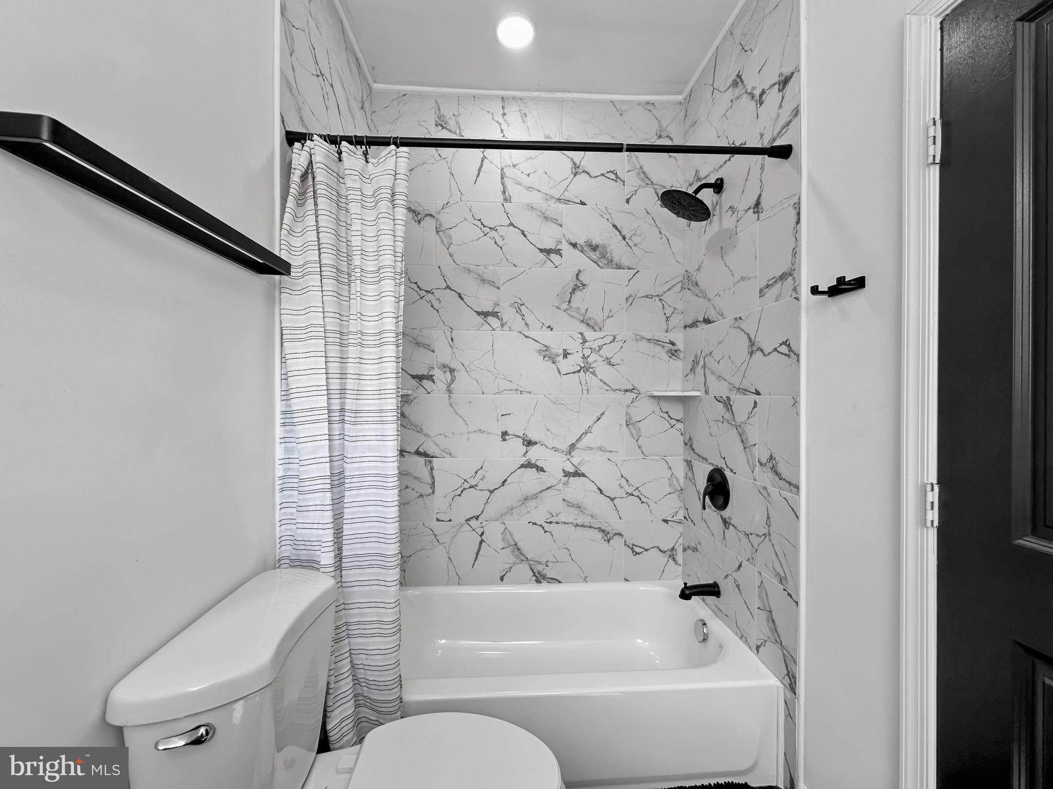 RIVERDALE PARK - Residential