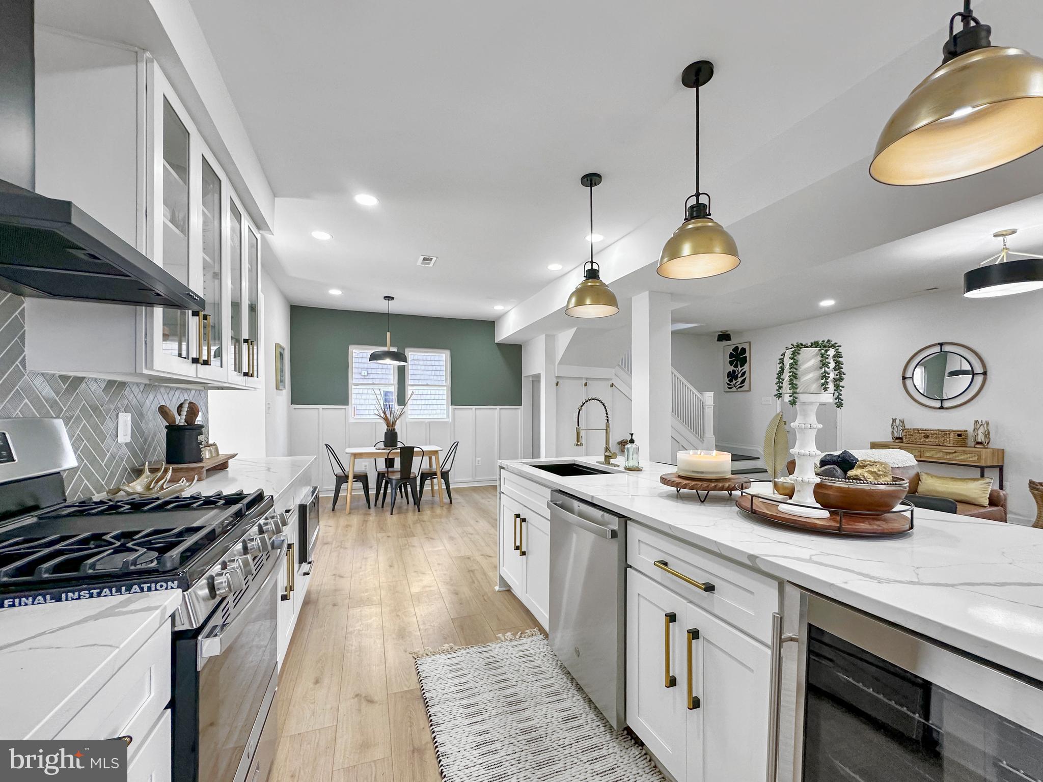 RIVERDALE PARK - Residential