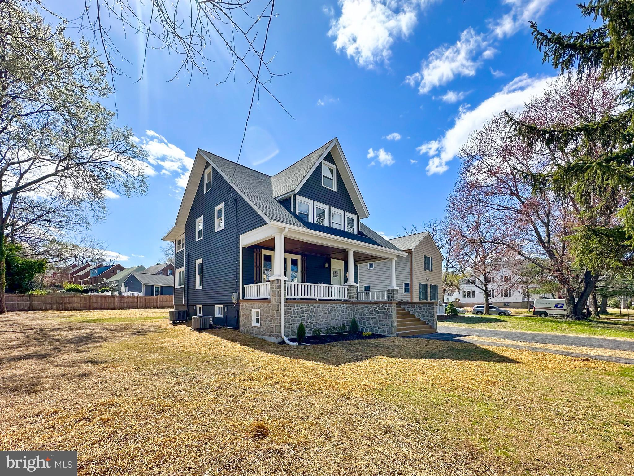 RIVERDALE PARK - Residential