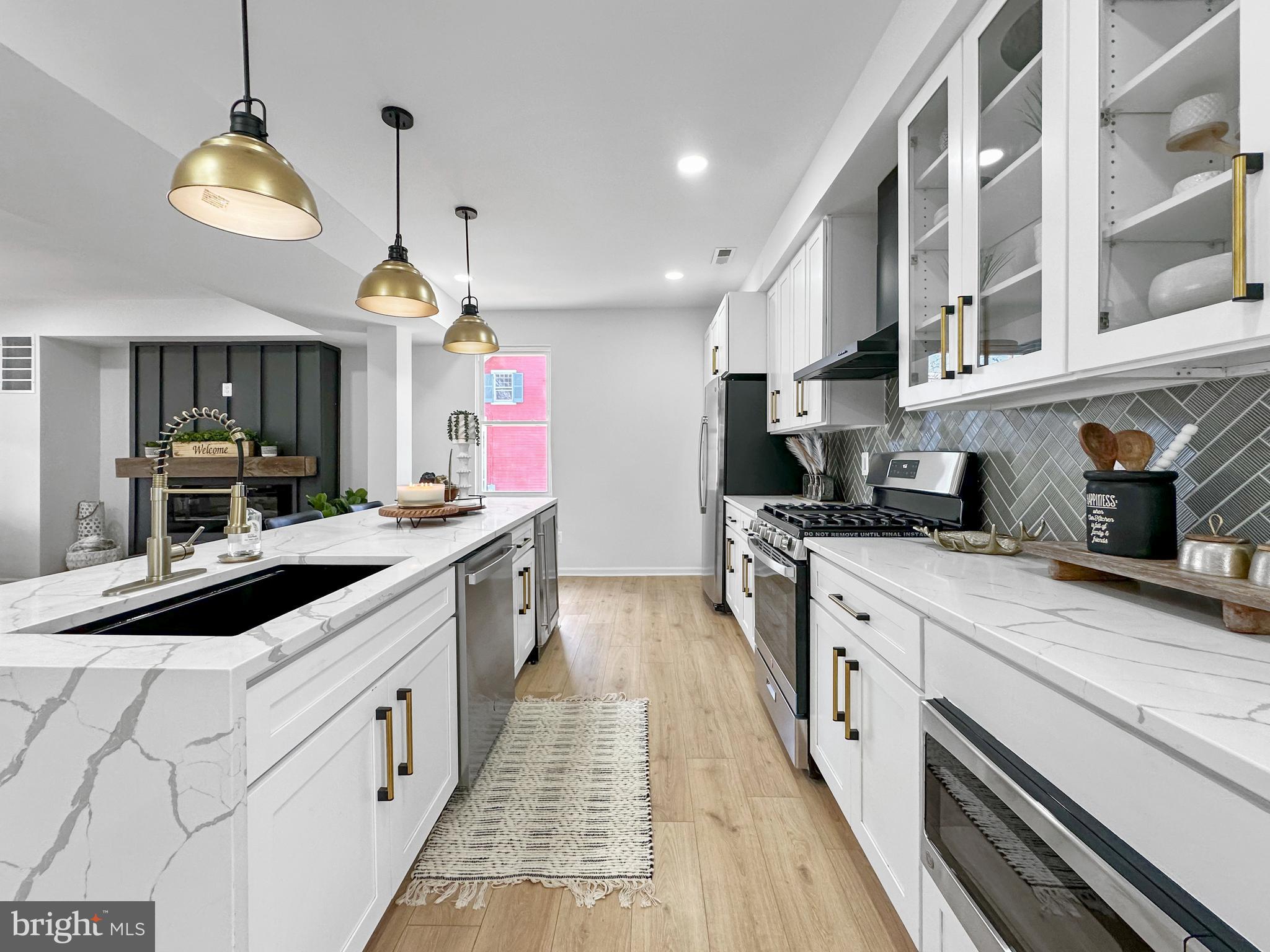 RIVERDALE PARK - Residential