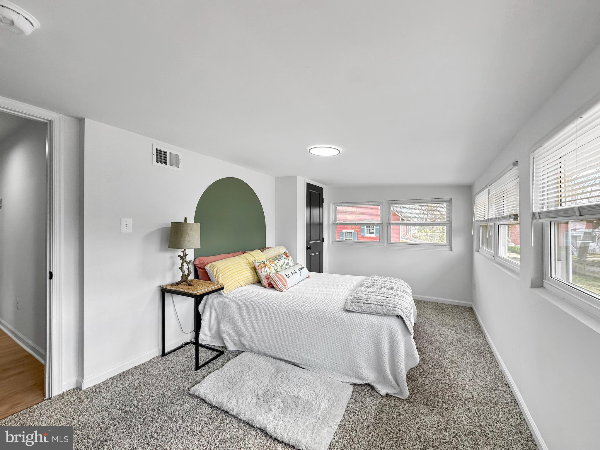 RIVERDALE PARK - Residential