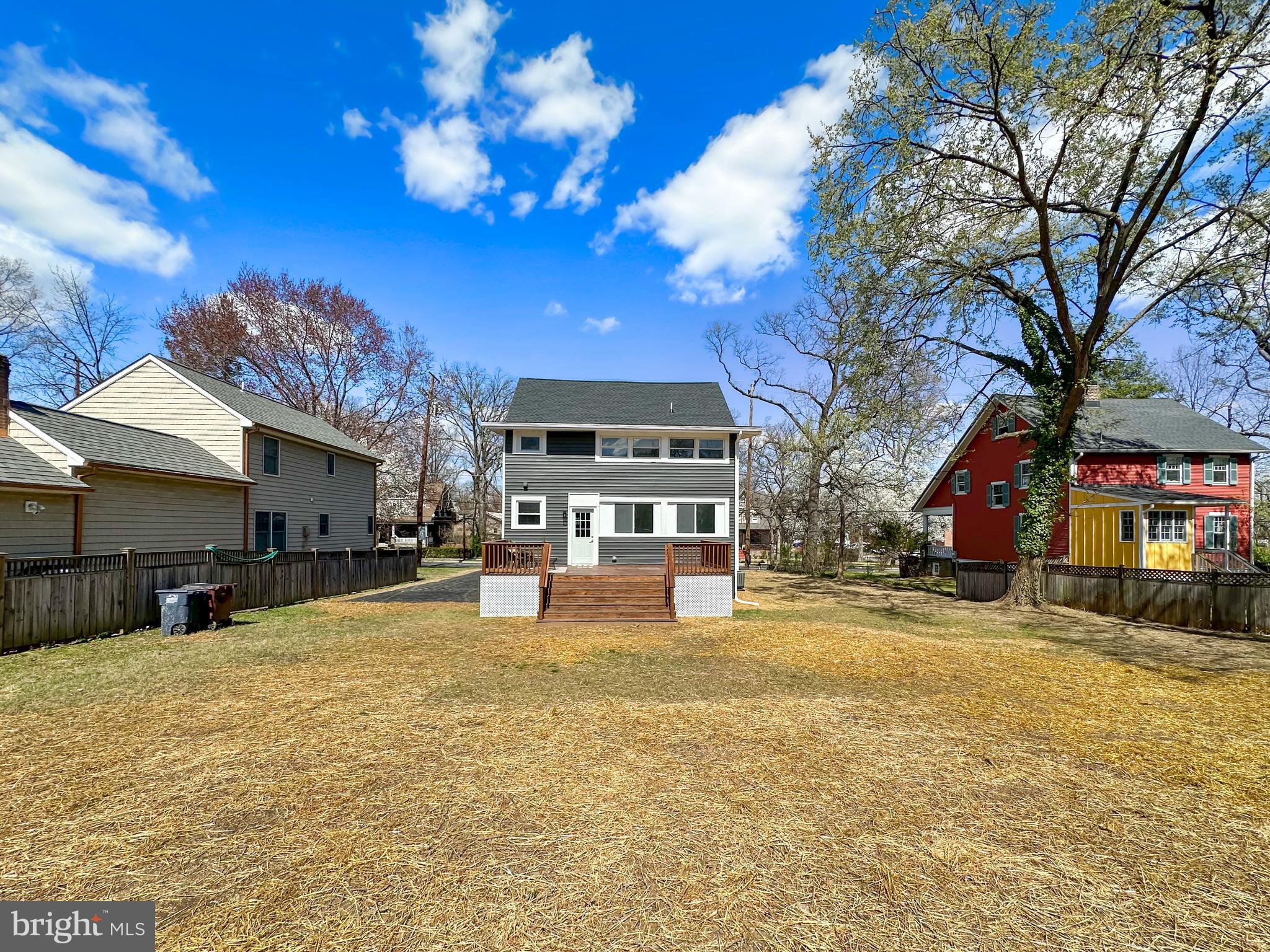 RIVERDALE PARK - Residential