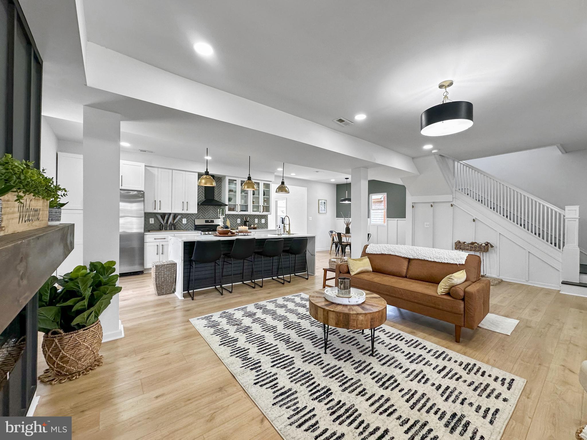 RIVERDALE PARK - Residential