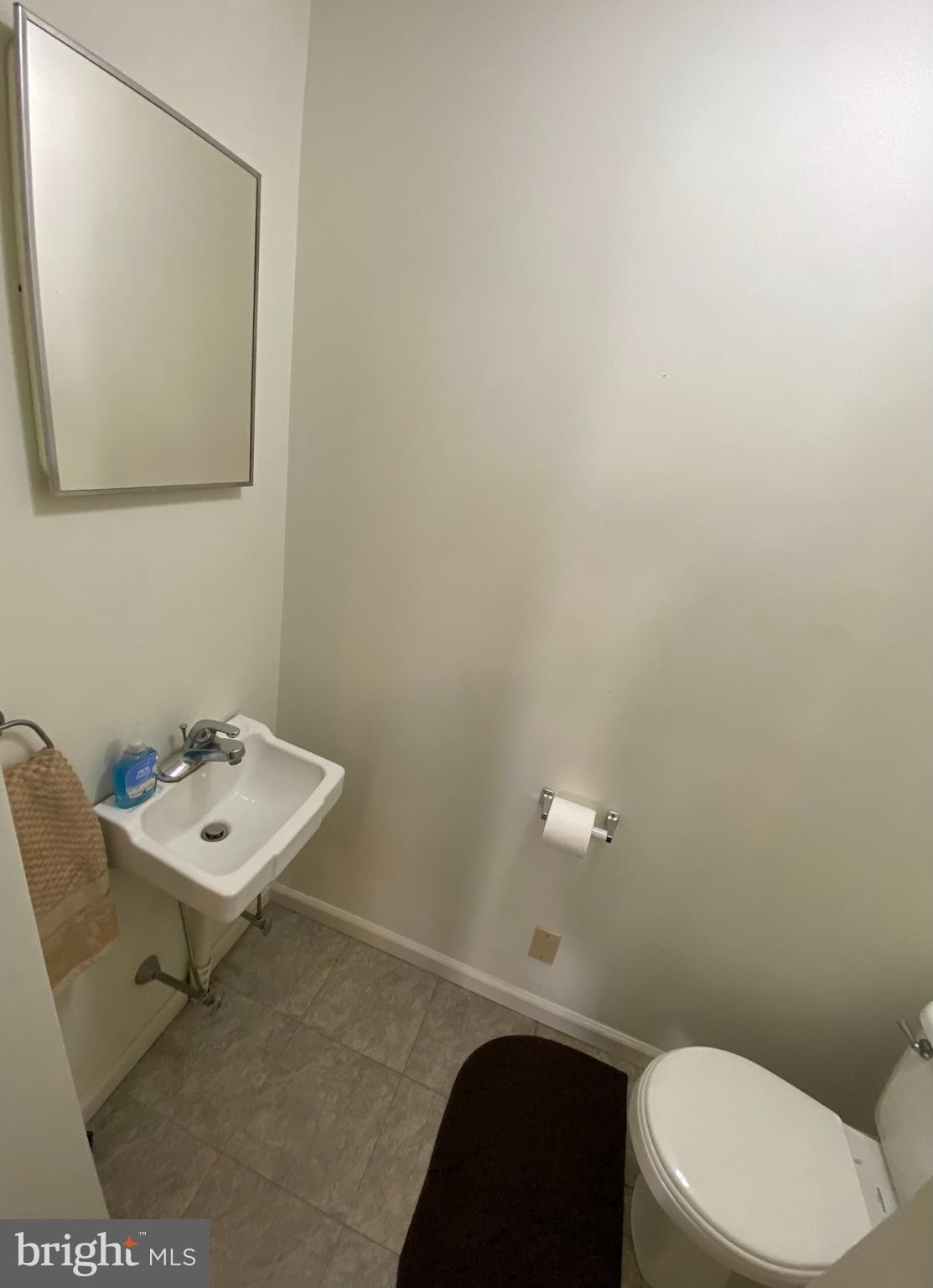 MANAYUNK - Residential Lease