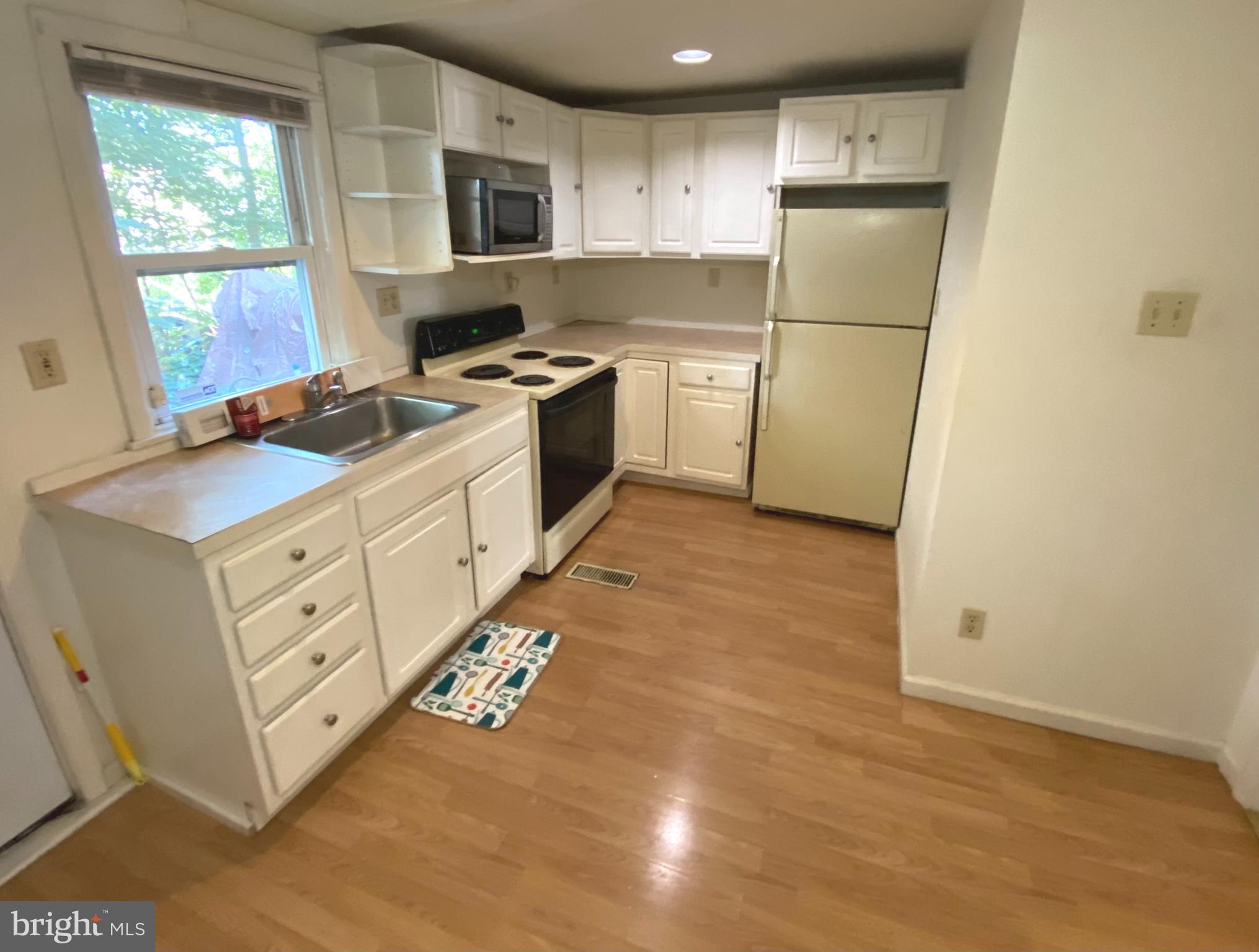 MANAYUNK - Residential Lease
