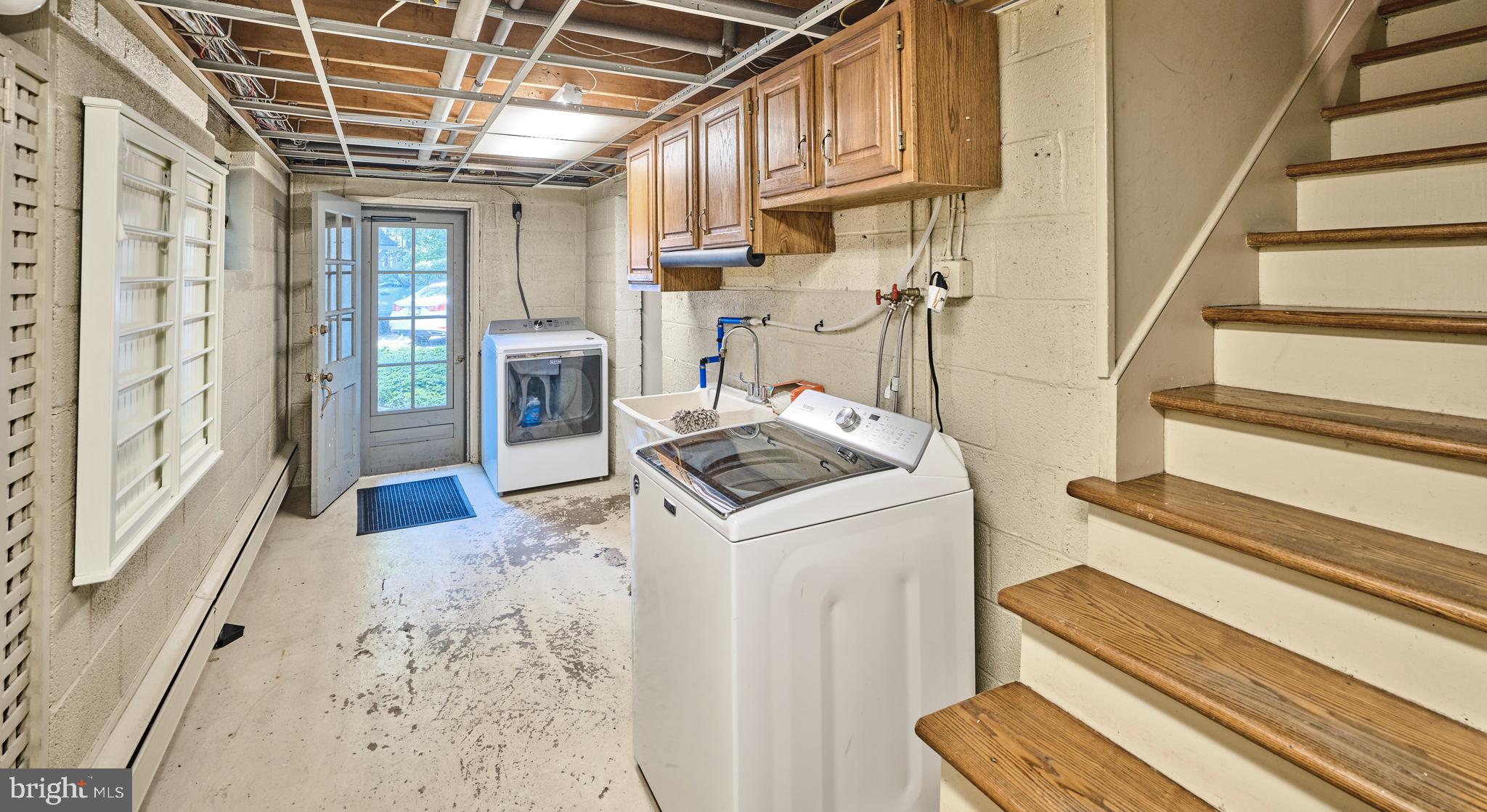 FAIRFIELD - Residential