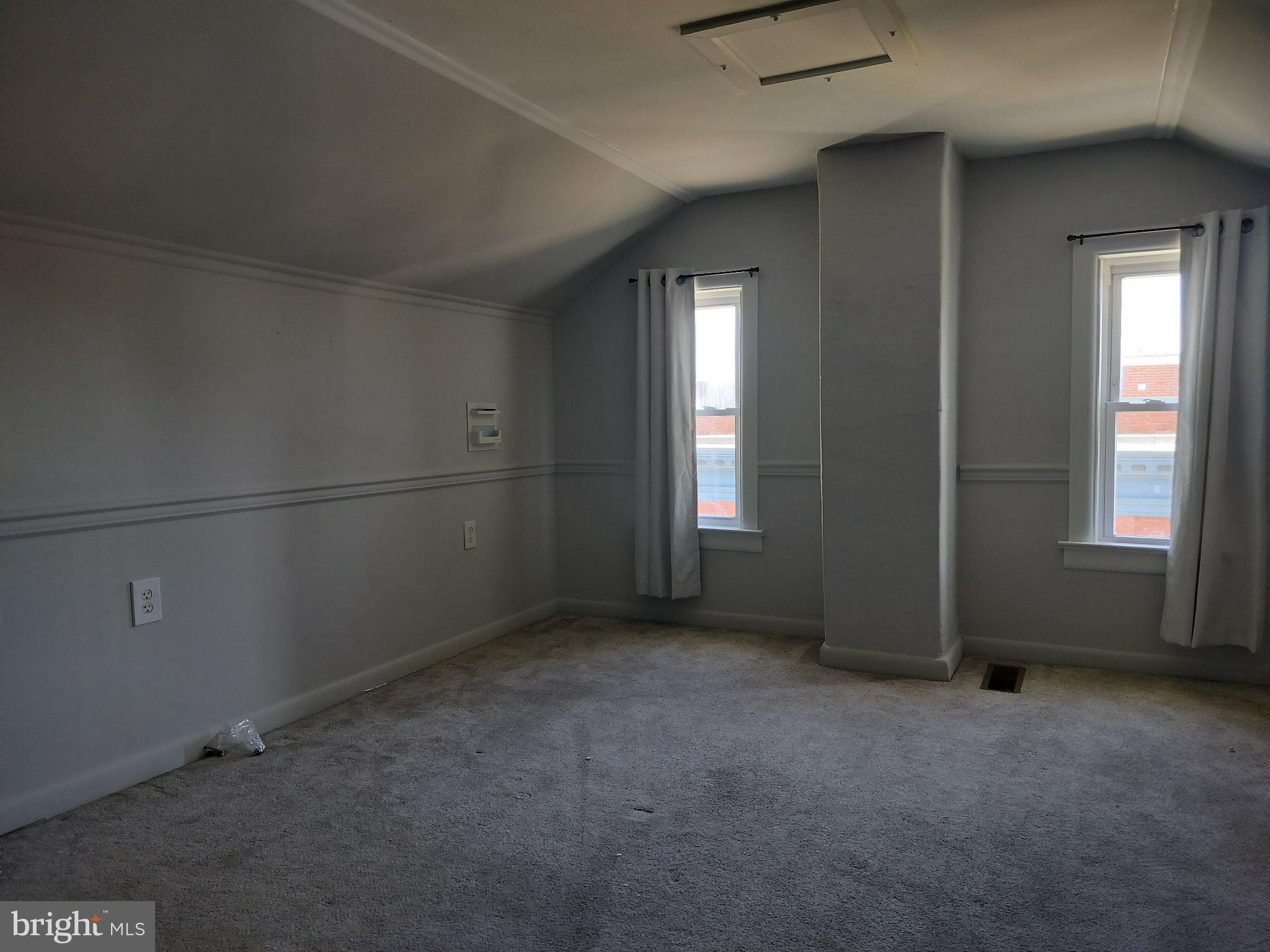 501 W 1ST AVENUE