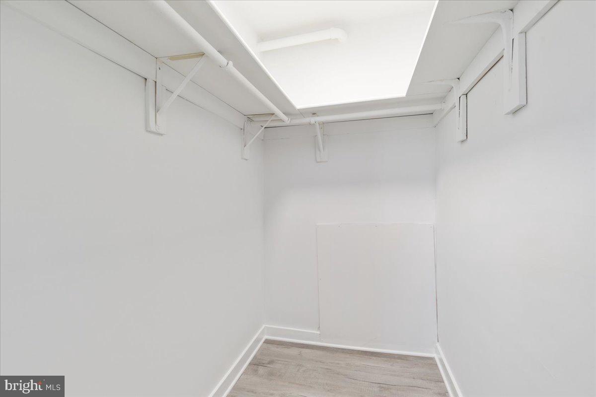 NORTH RIVER TOWN - Residential Lease