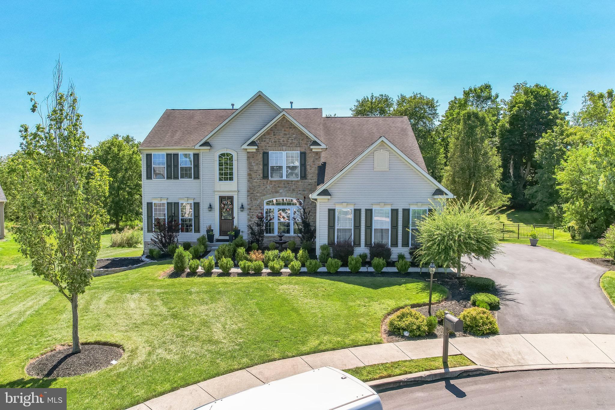 MACOBY WOODS - Residential