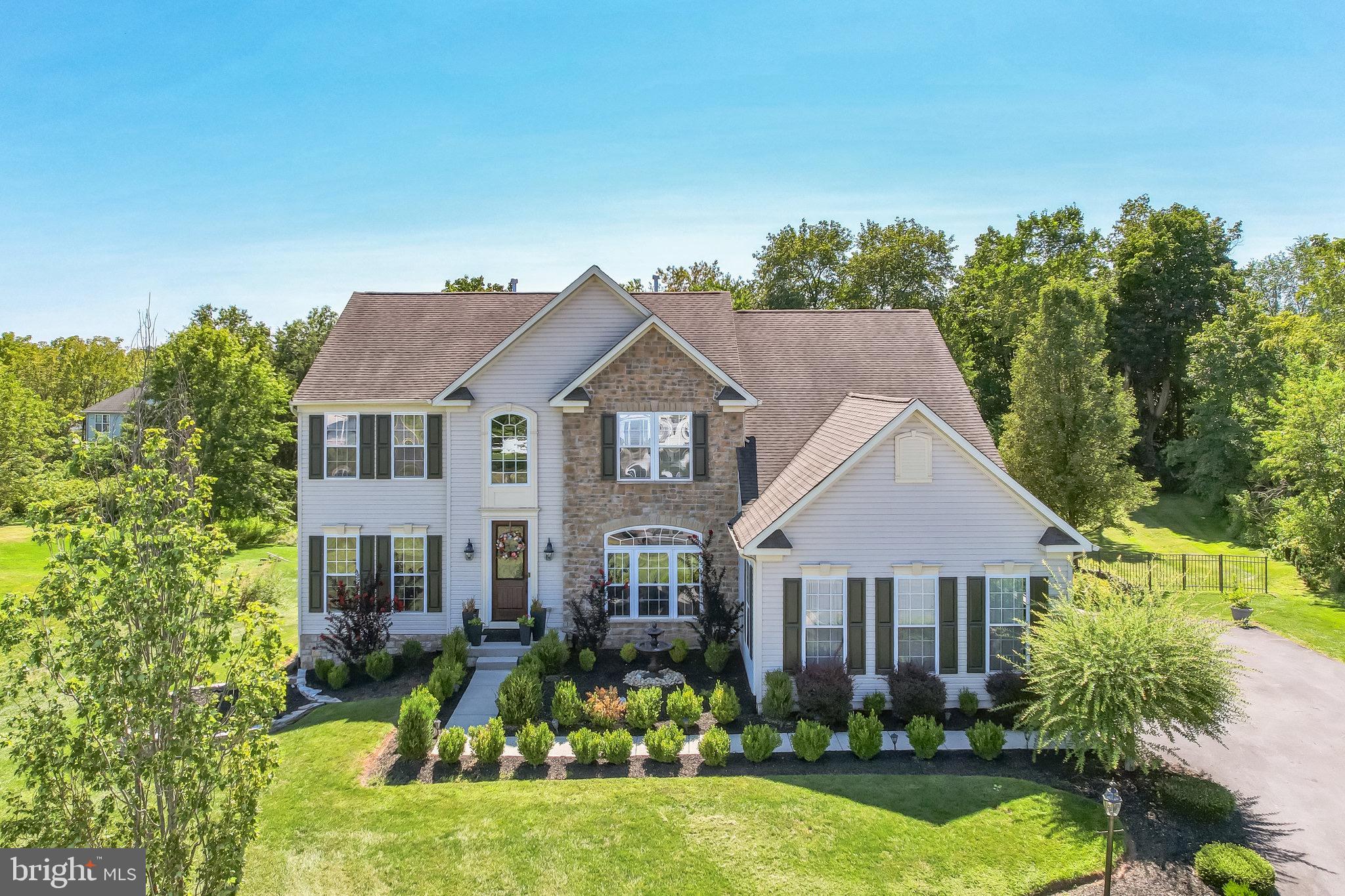MACOBY WOODS - Residential