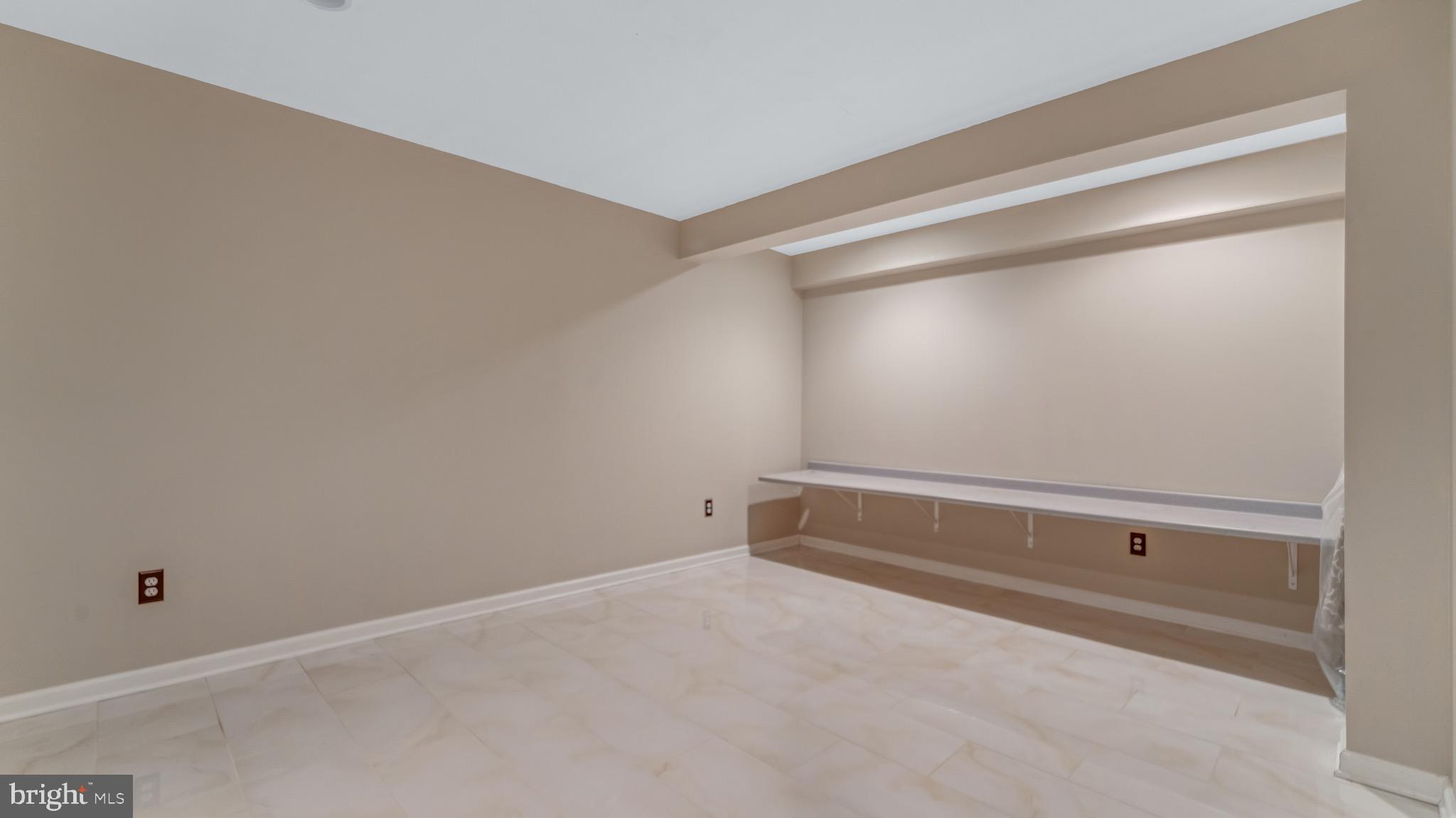MACOBY WOODS - Residential