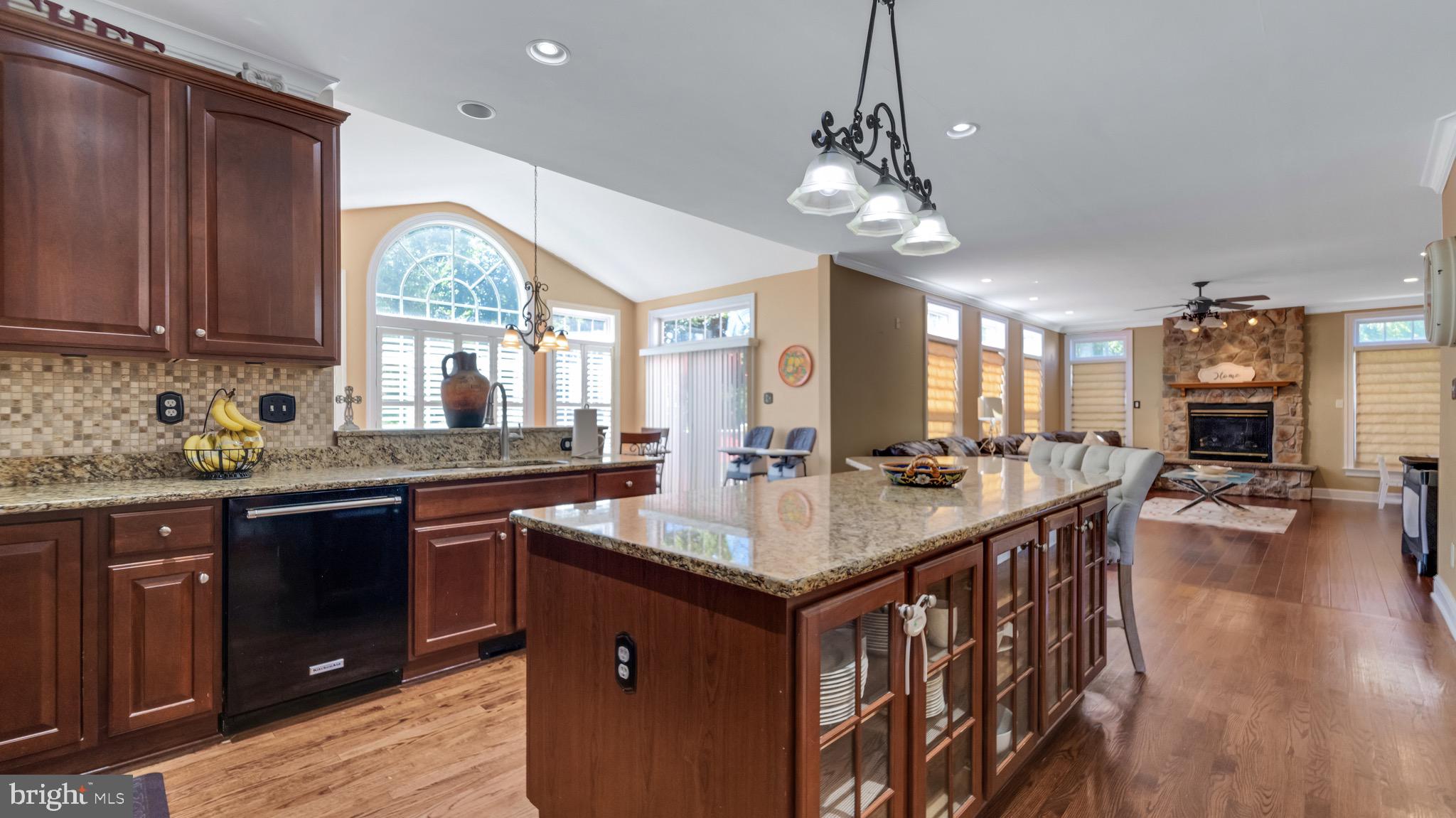 MACOBY WOODS - Residential