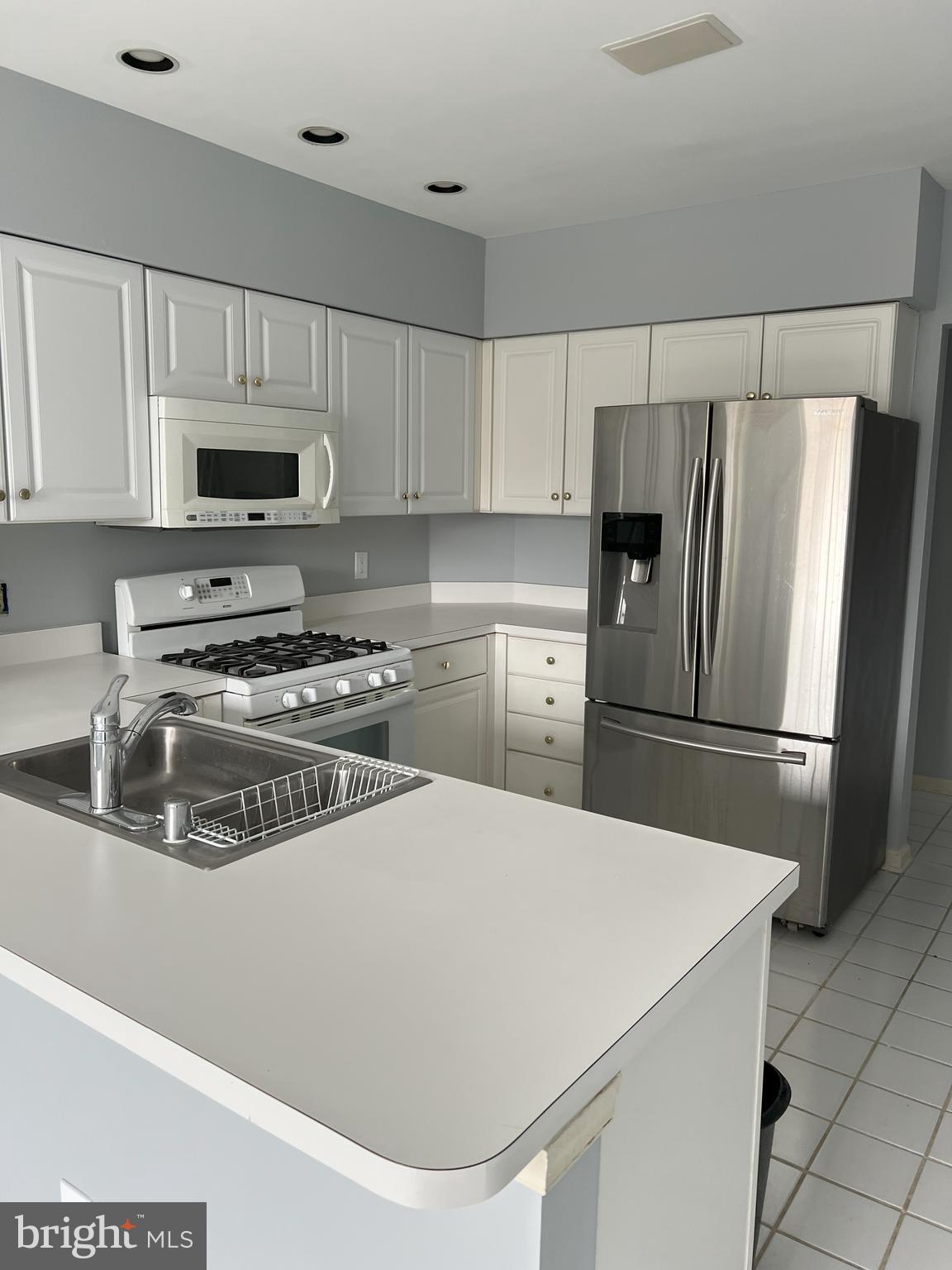 LUTHERVILLE - Residential