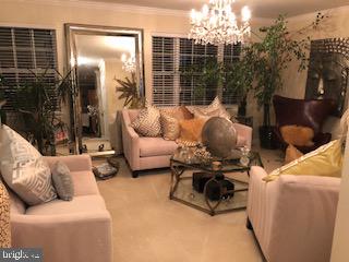 OXON HILL - Residential