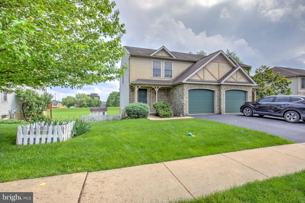 Photo of 34 Talon Drive, EPHRATA, PA 17522 (MLS # PALA2070040)