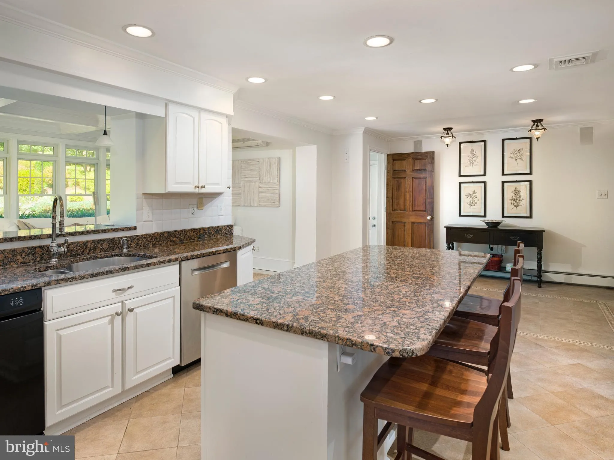 Newtown Square, Pennsylvania 19073, United States, 4 Bedrooms Bedrooms, ,4 BathroomsBathrooms,Residential,Active,229358