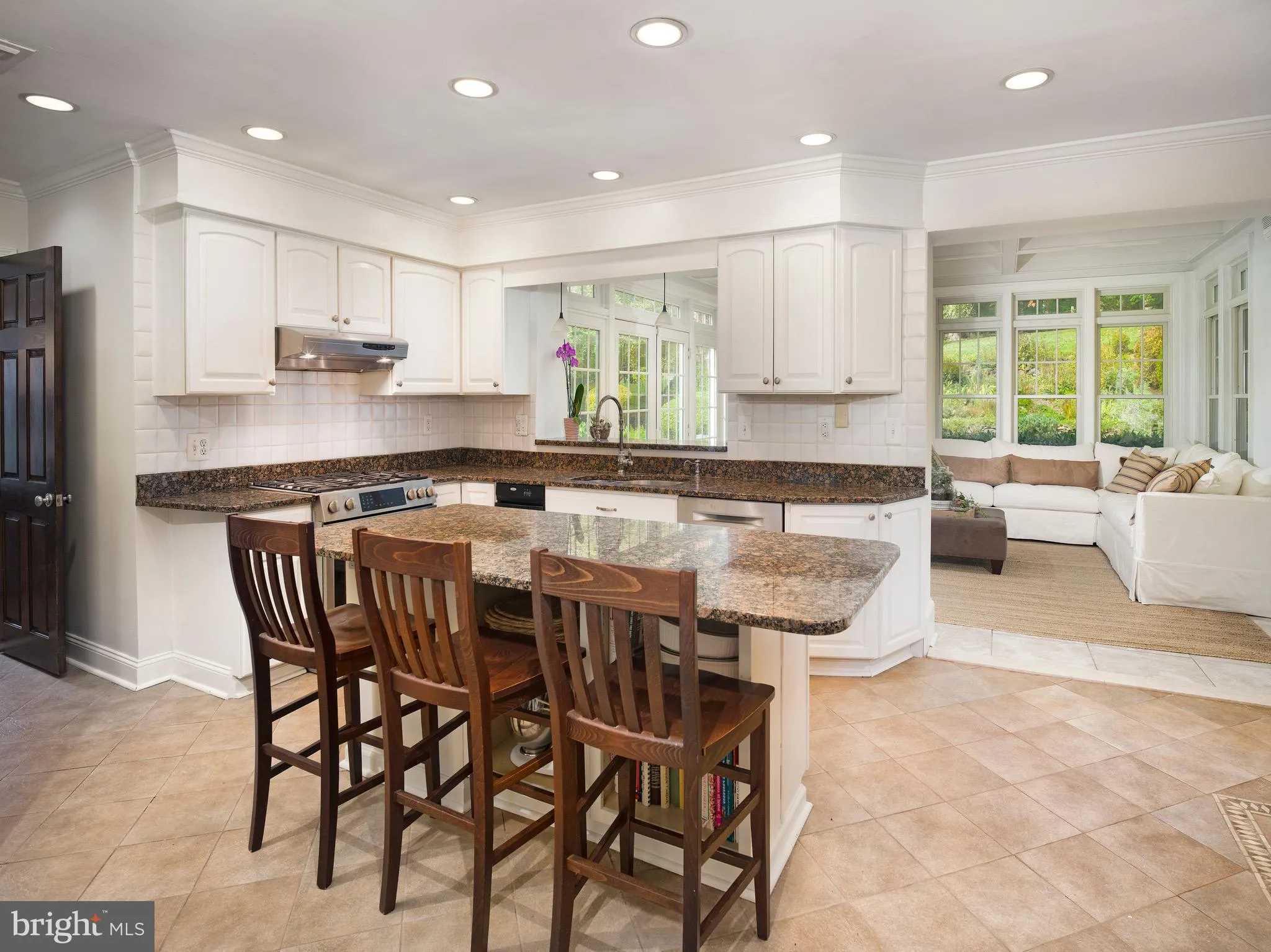 Newtown Square, Pennsylvania 19073, United States, 4 Bedrooms Bedrooms, ,4 BathroomsBathrooms,Residential,Active,229358