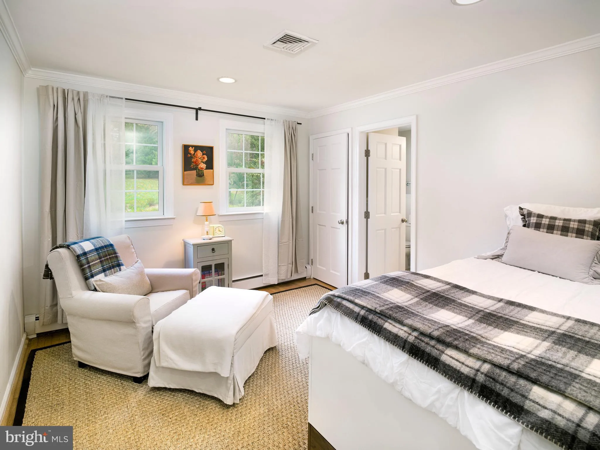 Newtown Square, Pennsylvania 19073, United States, 4 Bedrooms Bedrooms, ,4 BathroomsBathrooms,Residential,Active,229358