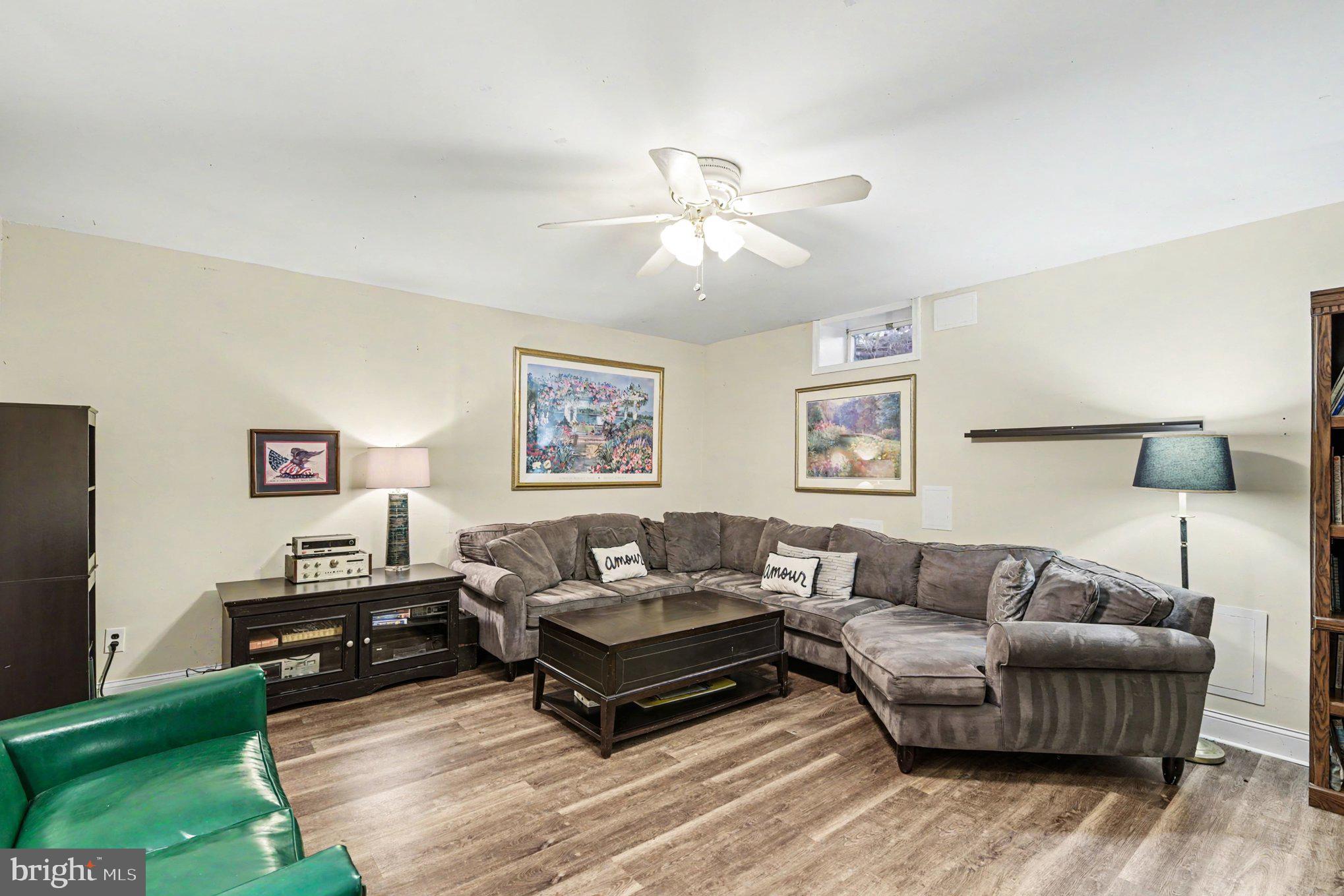 GOUCHER WOODS - Residential