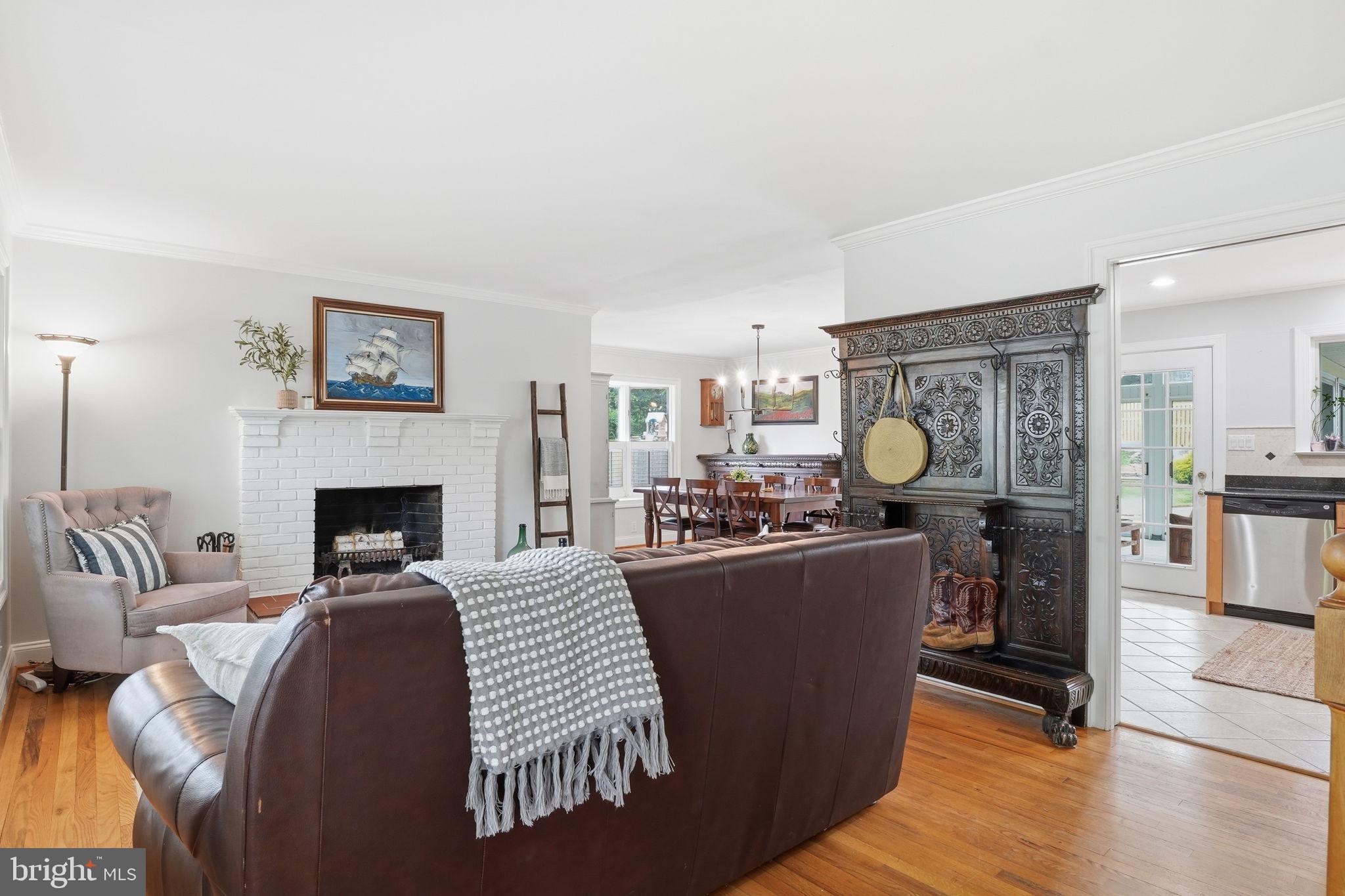 1609 CEDAR PARK ROAD
