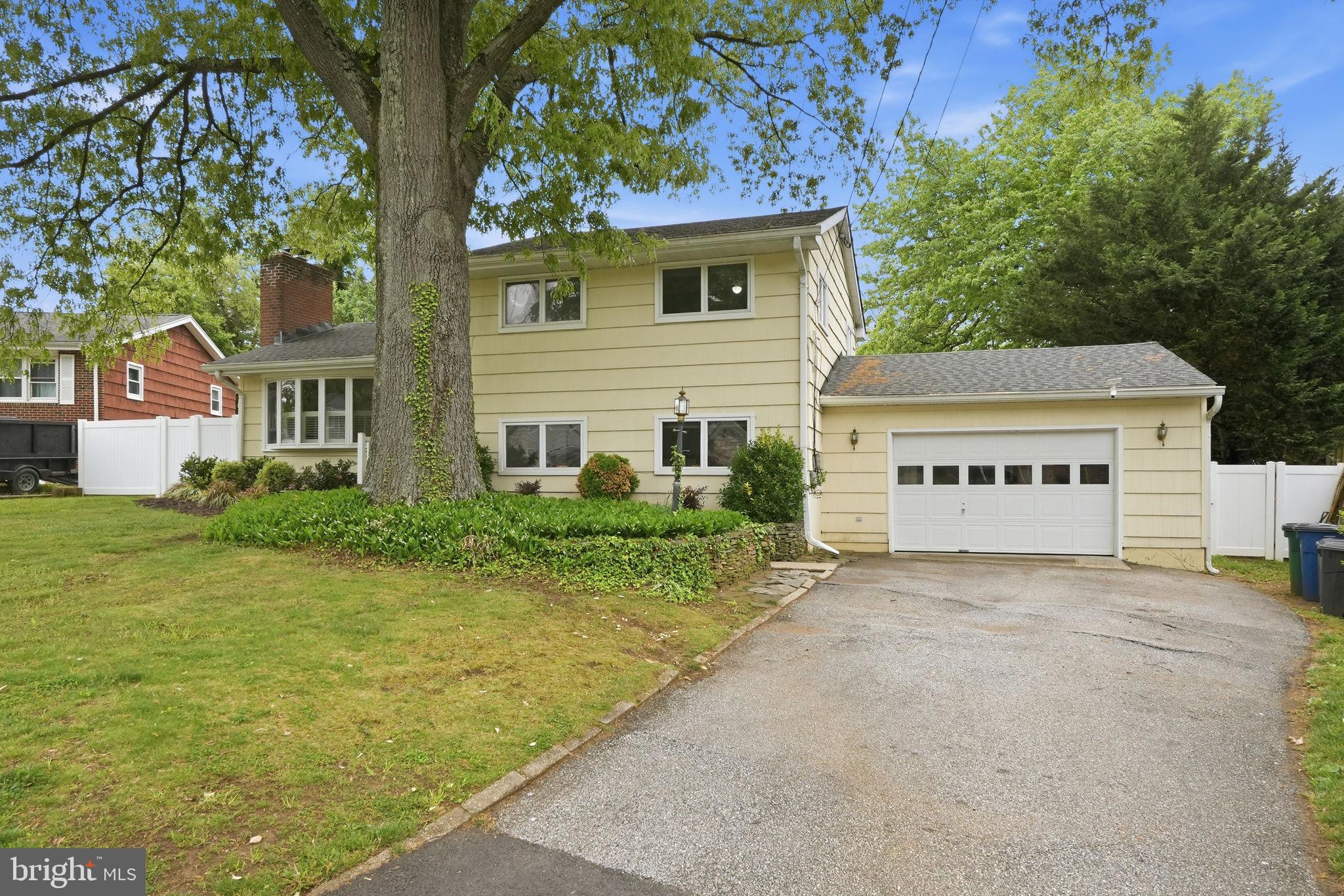 ADMIRAL HEIGHTS - Residential