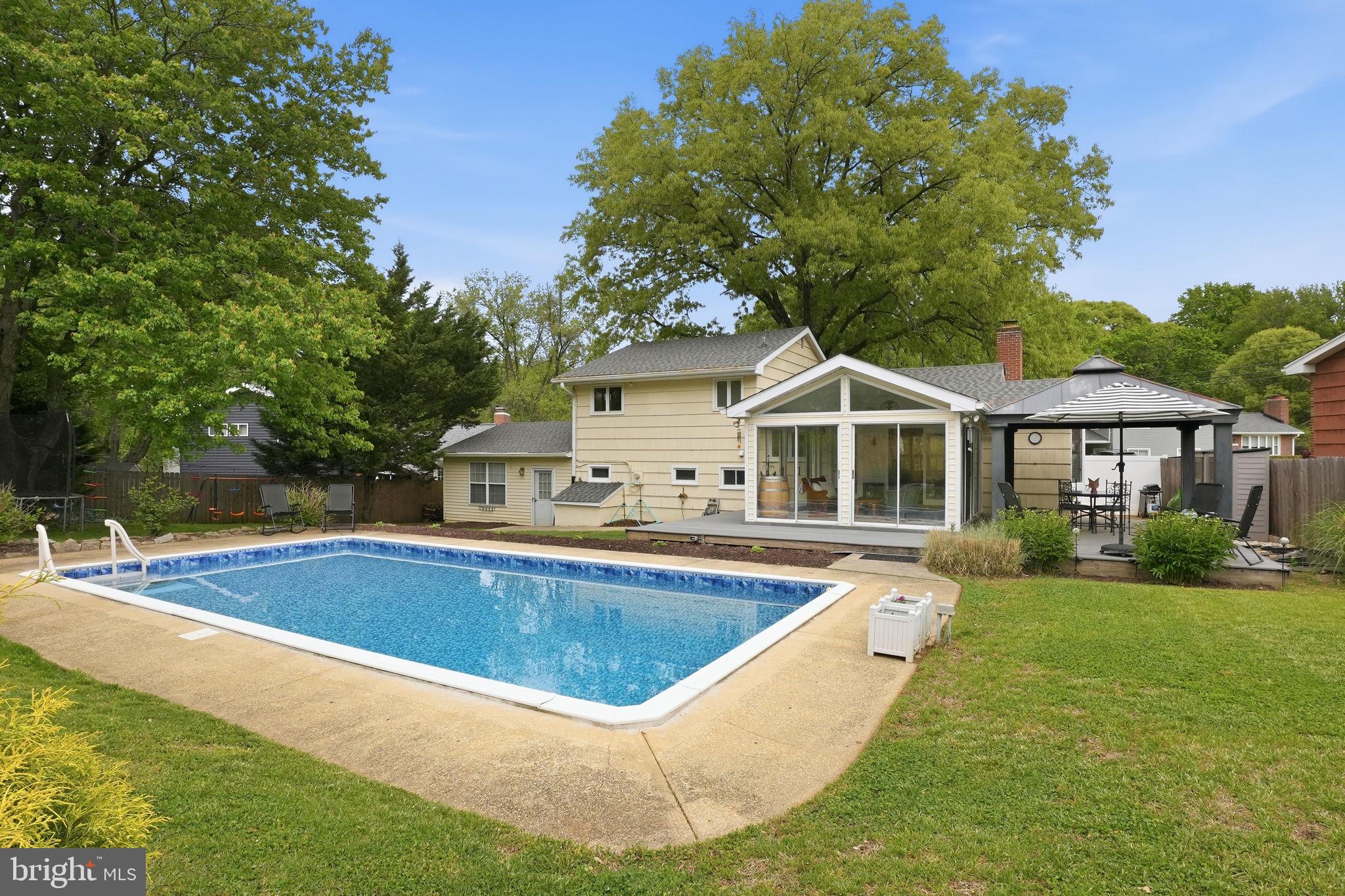 1609 CEDAR PARK ROAD