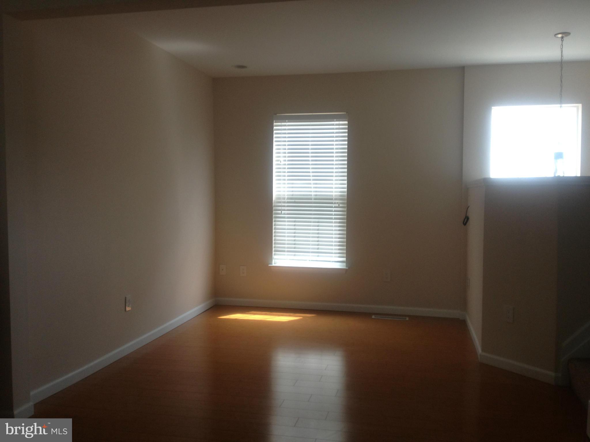 SHERBROOKE II TH CONDO - Residential Lease