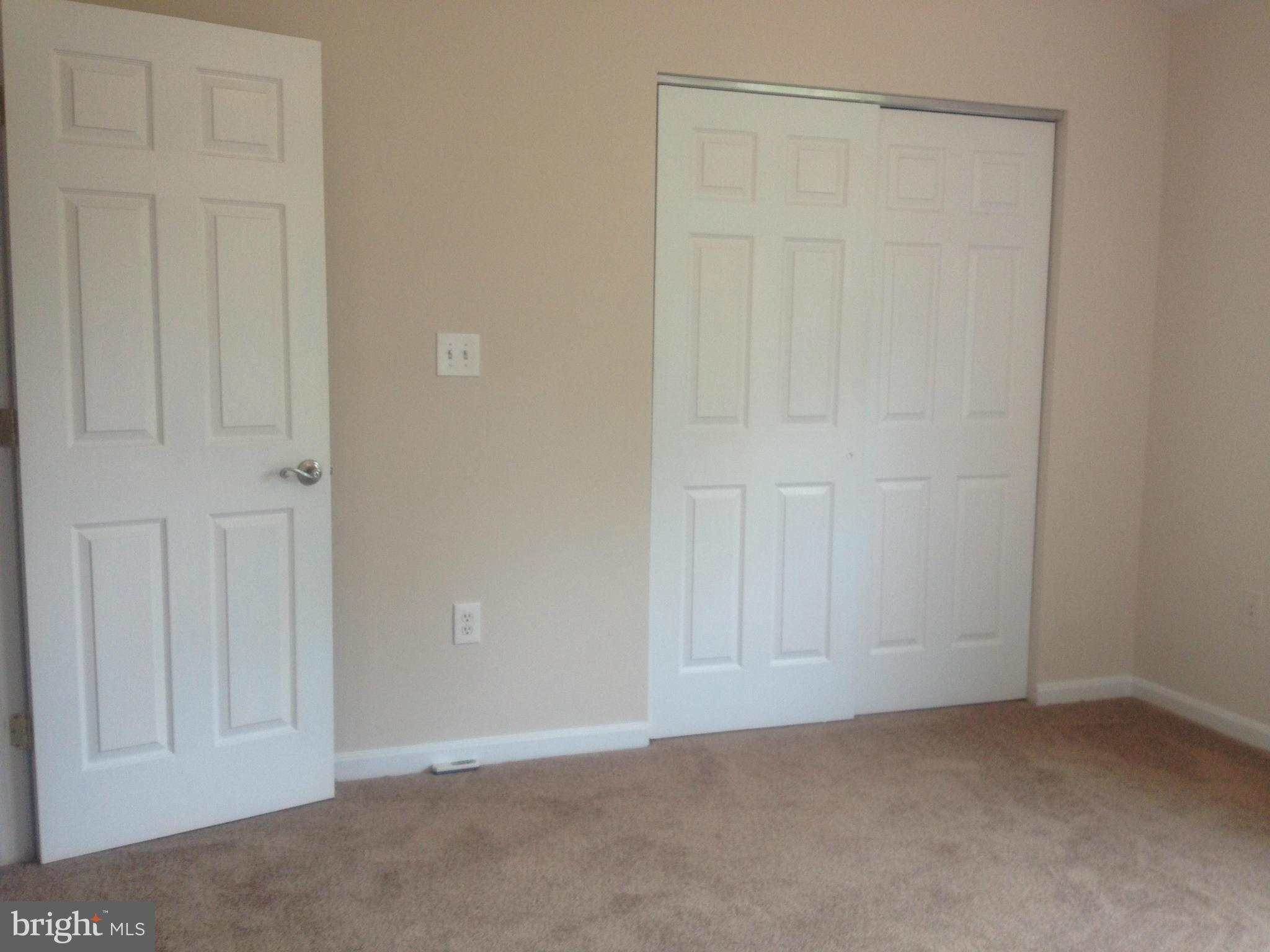 SHERBROOKE II TH CONDO - Residential Lease