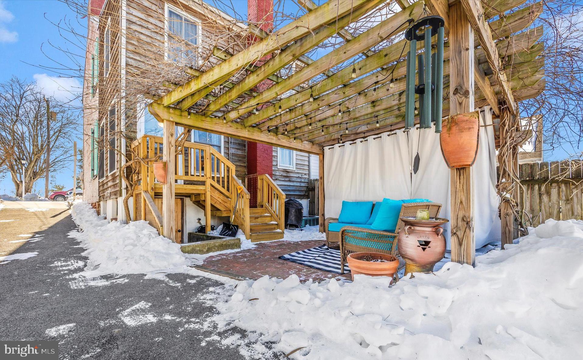 NEW MARKET HISTORIC DISTRICT - Residential